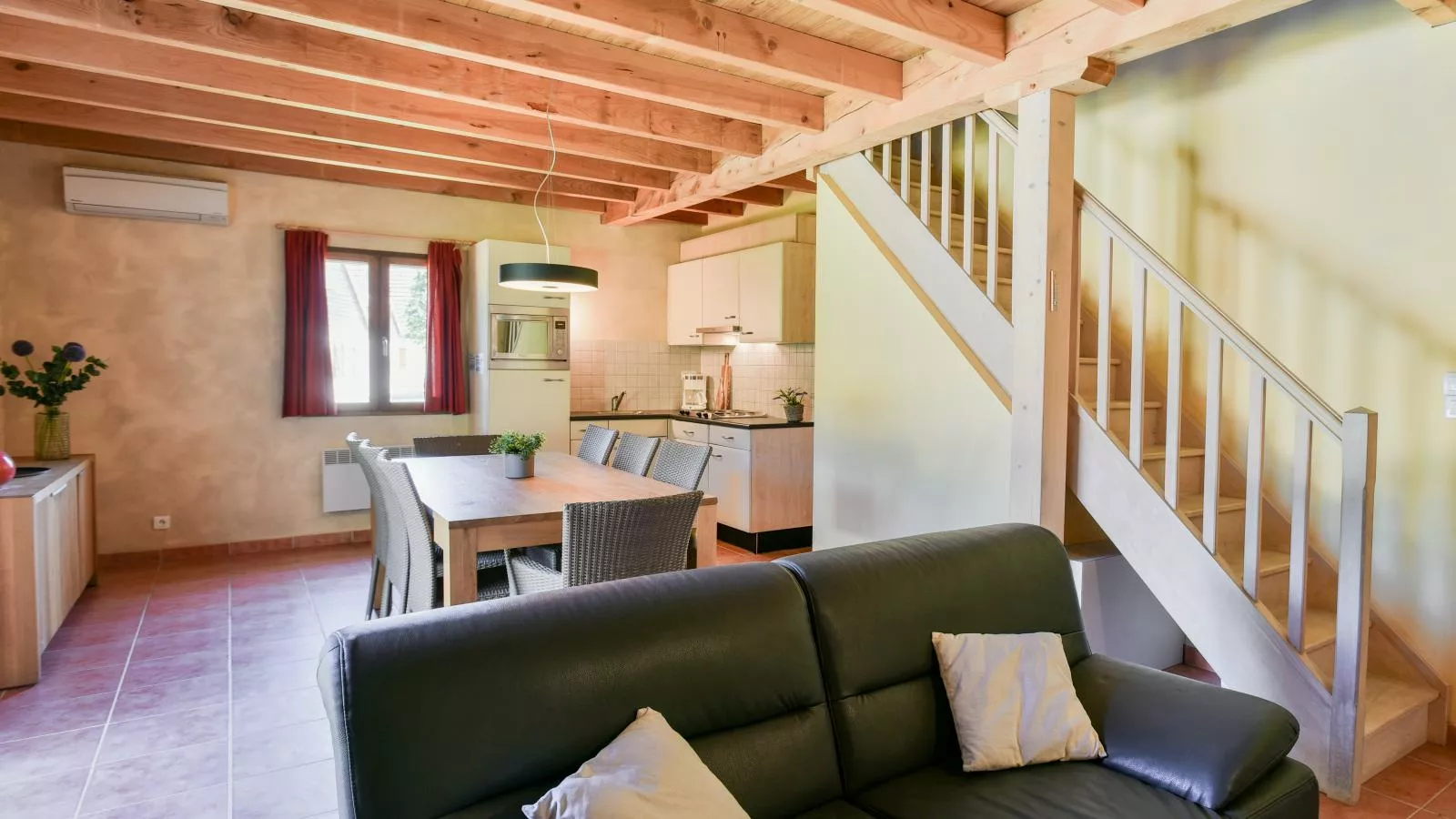Lac Bleu nr 10 - Wohnzimmer