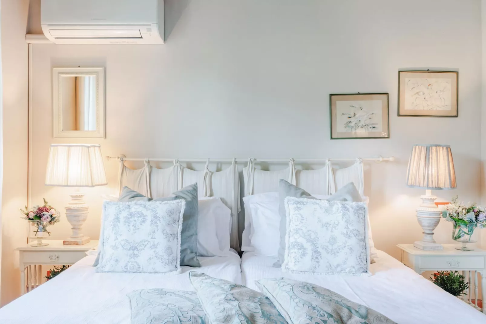 Pietro Farmhouse Apartment in Wine Resort in Lucca - Bedroom