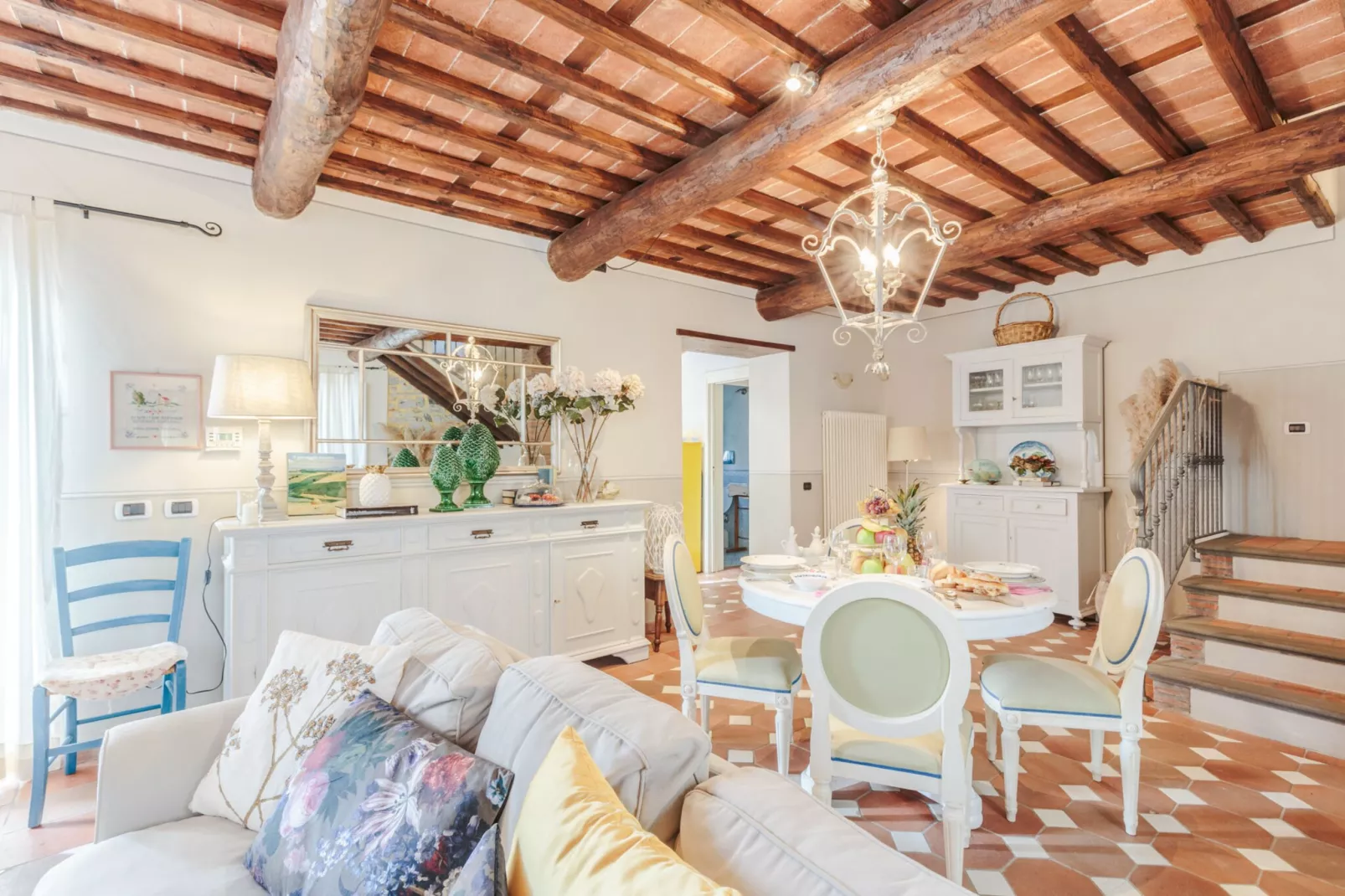 Rondini Farmhouse - Wohnzimmer