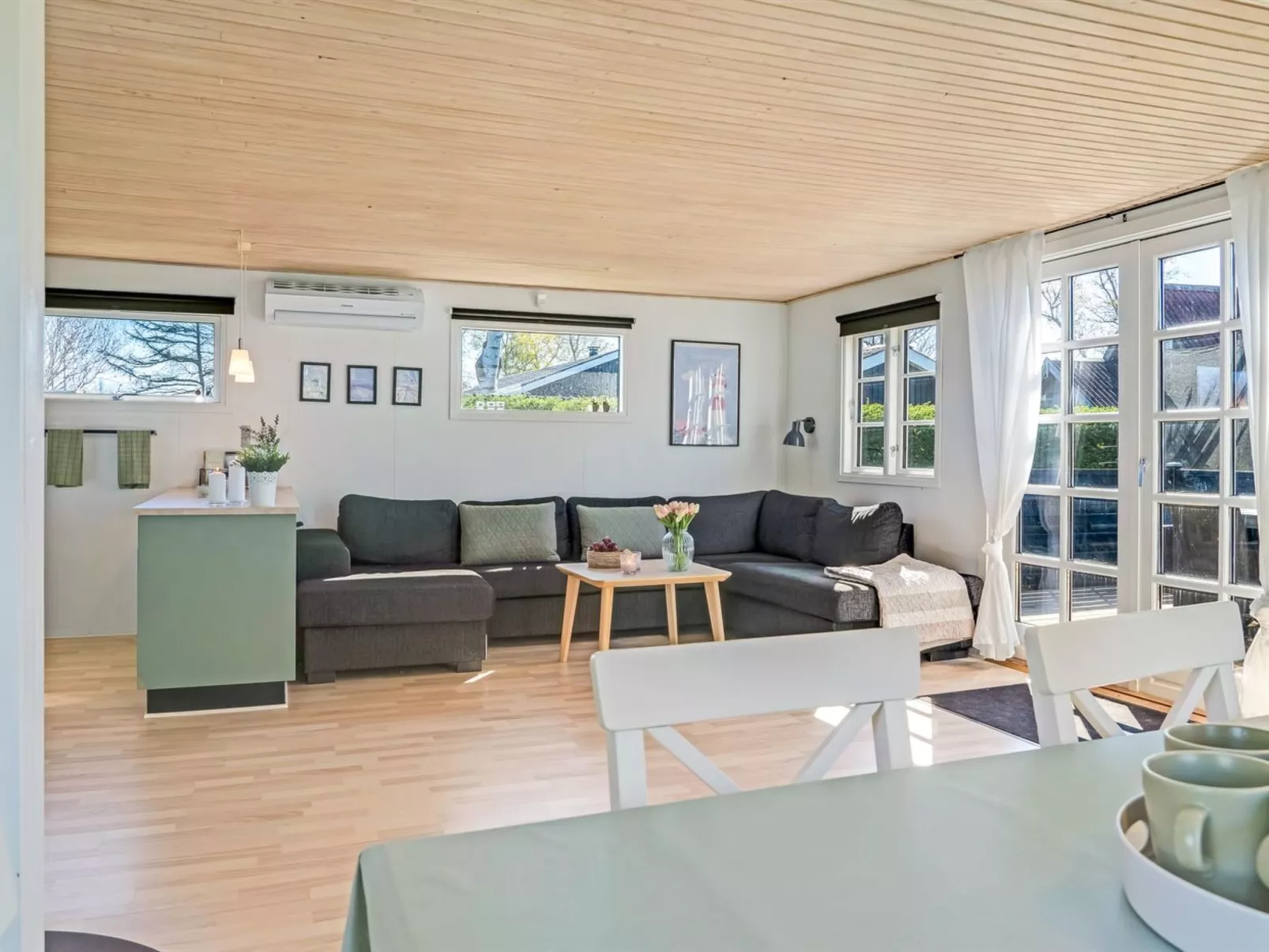 "Detlef" - 400m from the sea - Drinnen