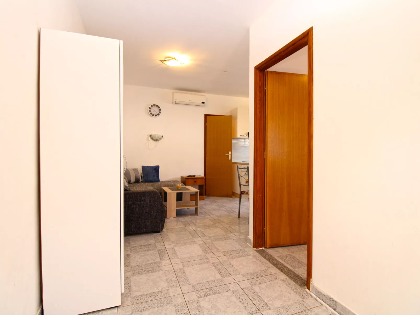 Apartment 768 - Dedans