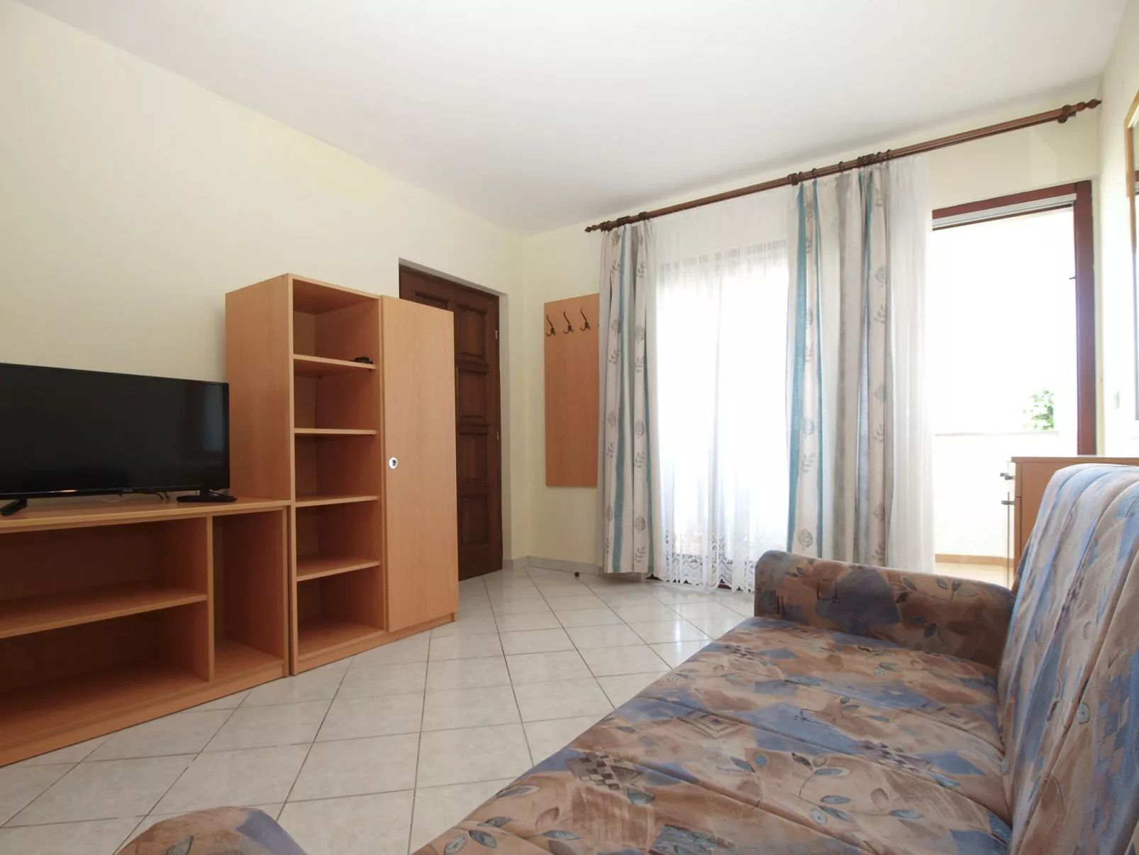 Apartment 1842 - Inside