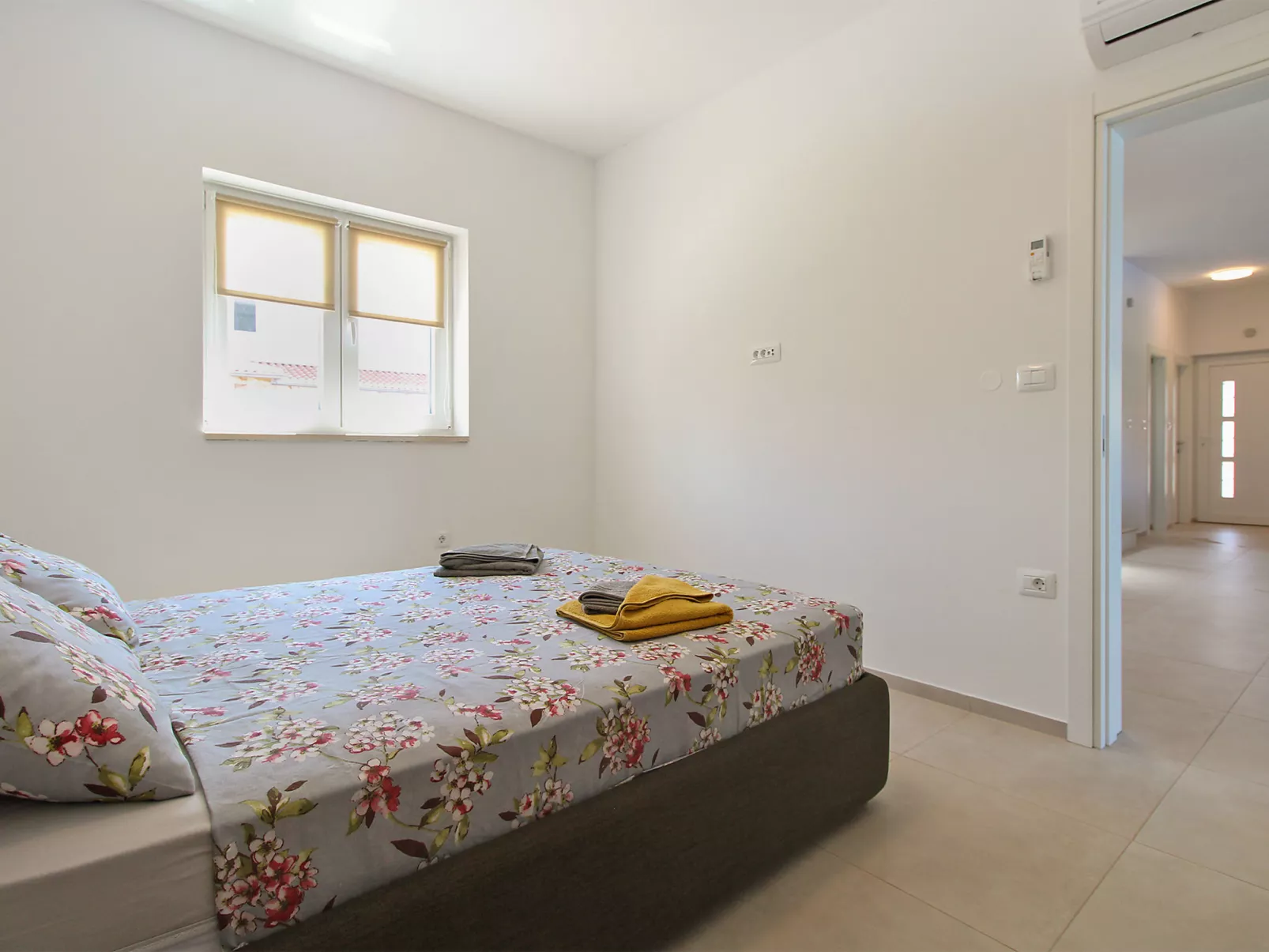 House 2351 - Dedans