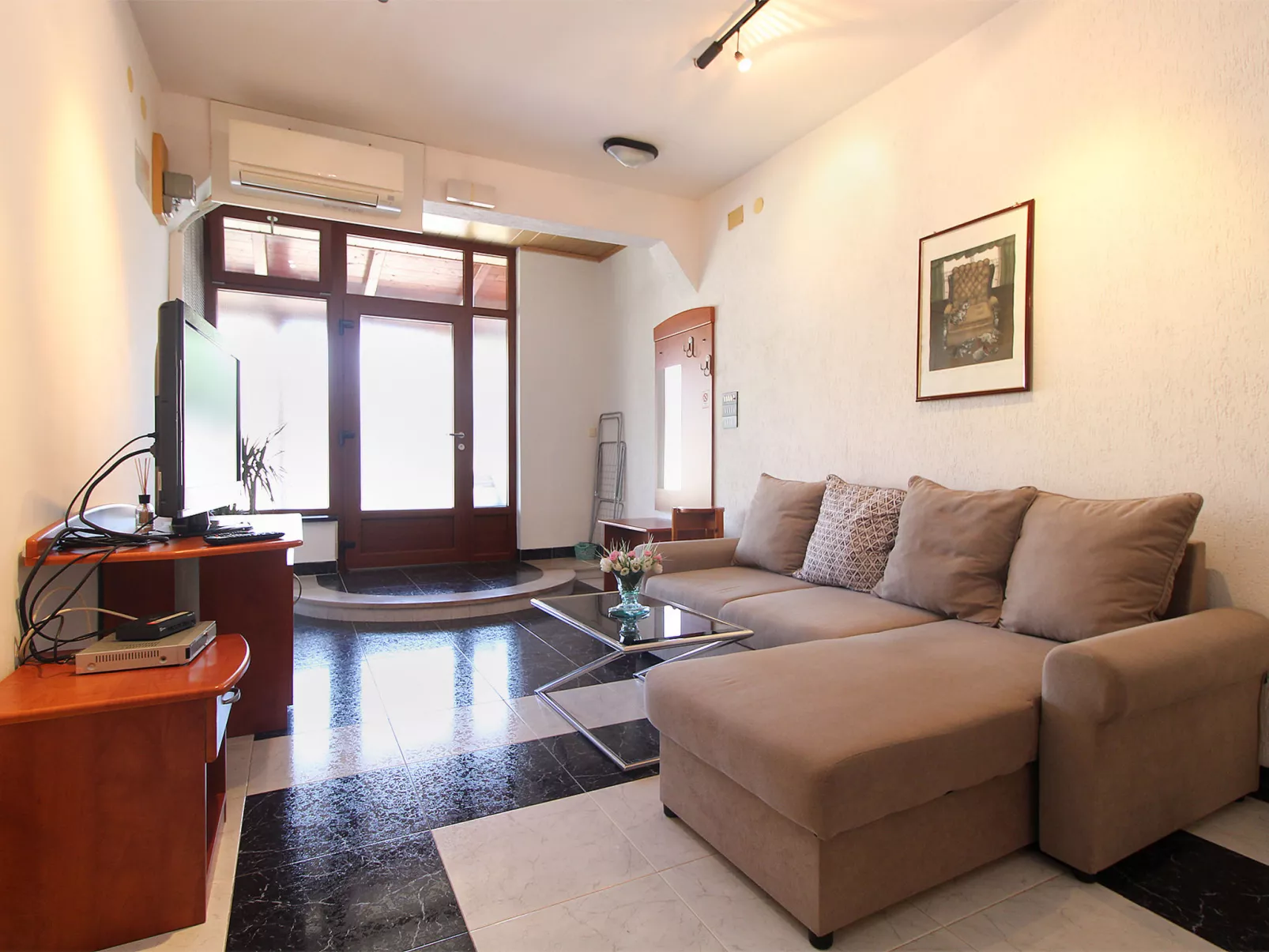 Apartment 2281 - Inside