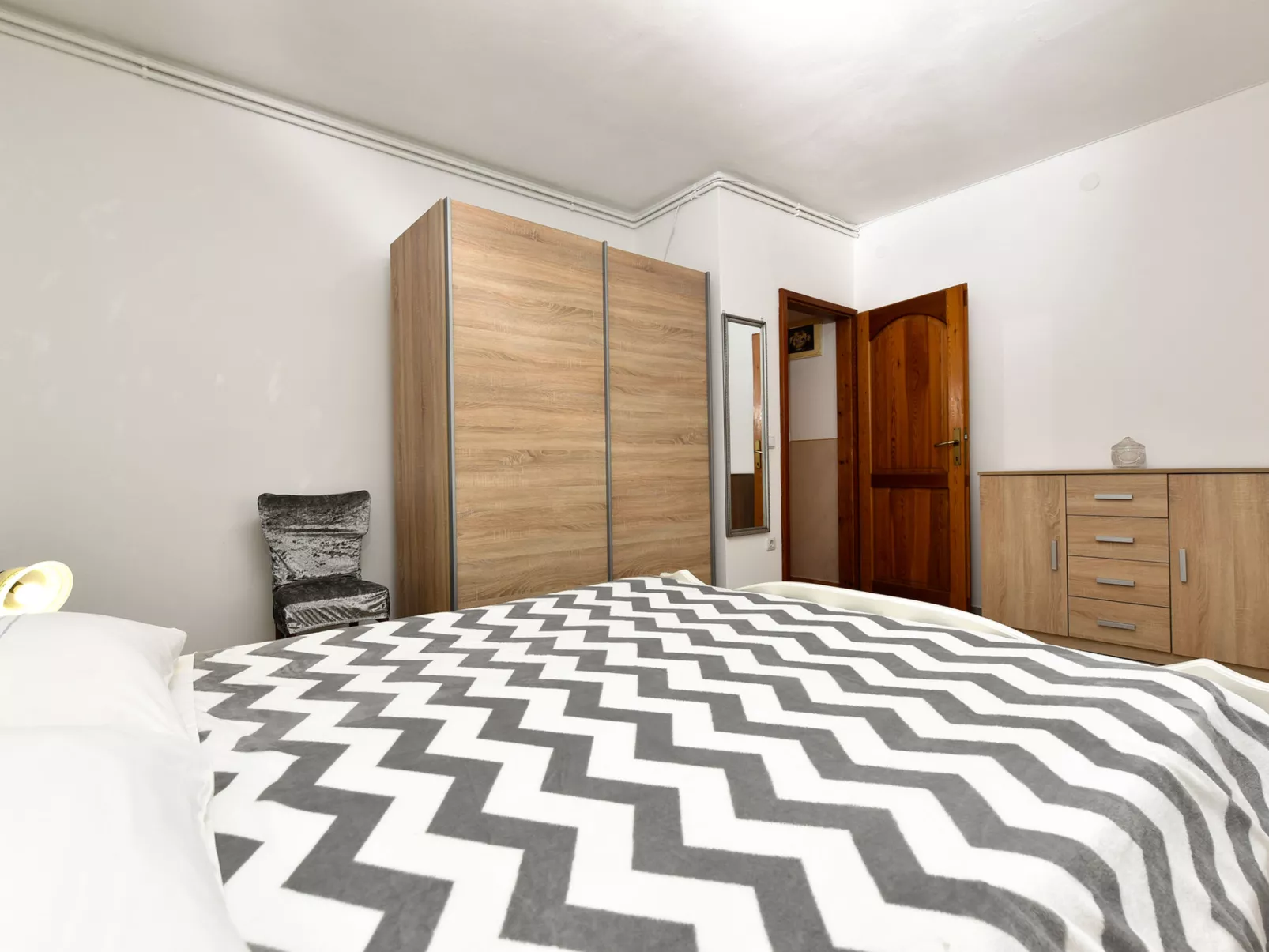 Apartment 1945 - Inside