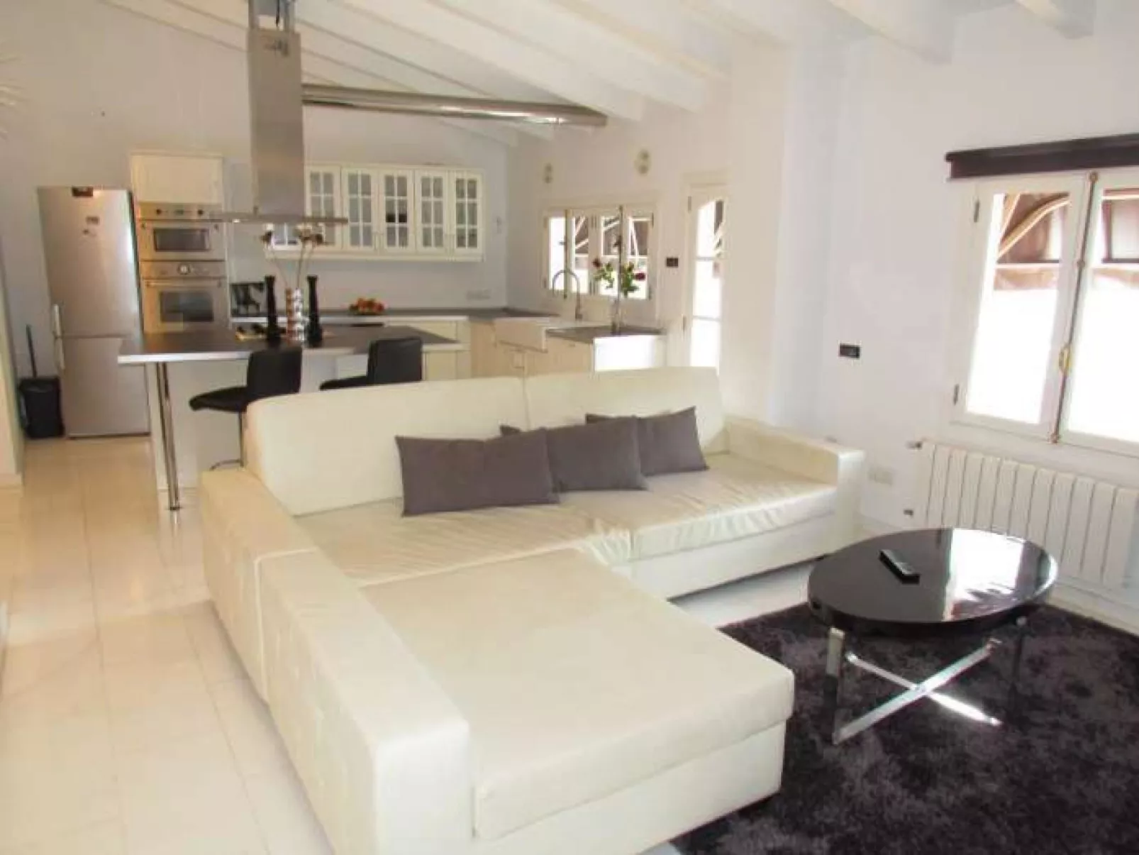 Villa VARNA -Casa en Capdepera- Piscina Privada- Barbacoa. Niños bienvenidos - - Inside