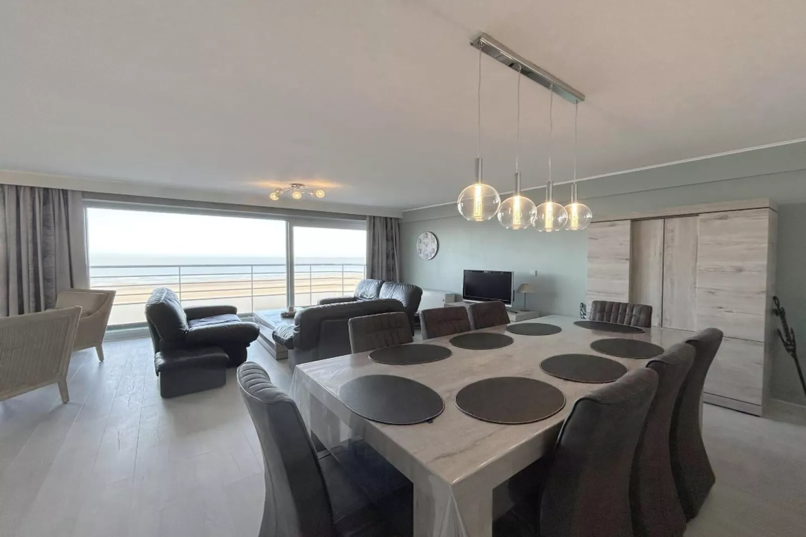 SEAFLOWER 5 - Dining room