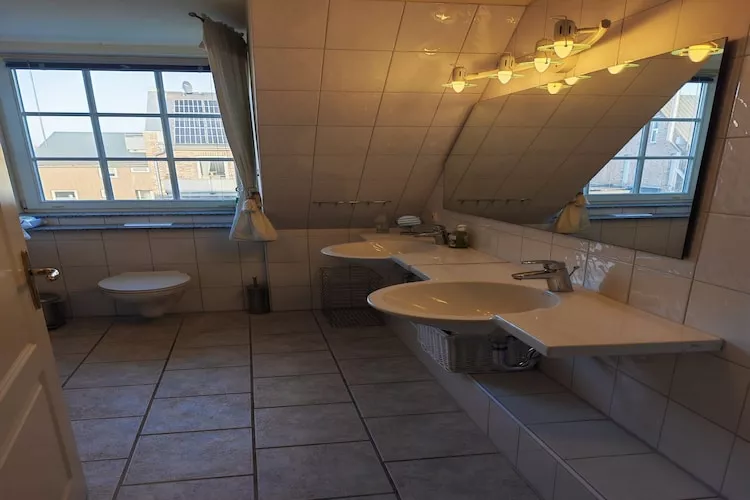 Ferienwohnung Gartenblick - Badezimmer