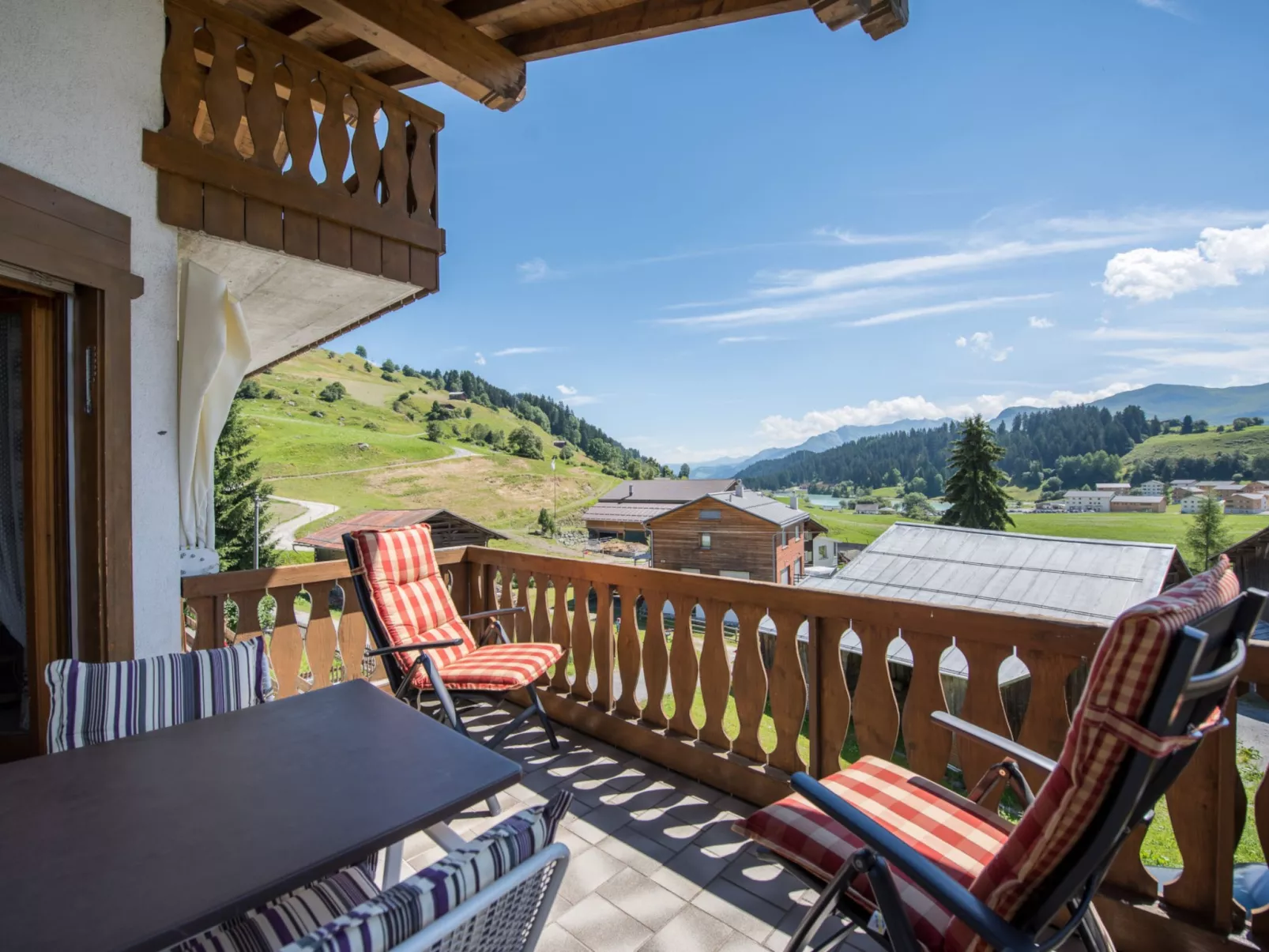 La Prada Seipel, Brigels, (Breil/Brigels). - Draußen