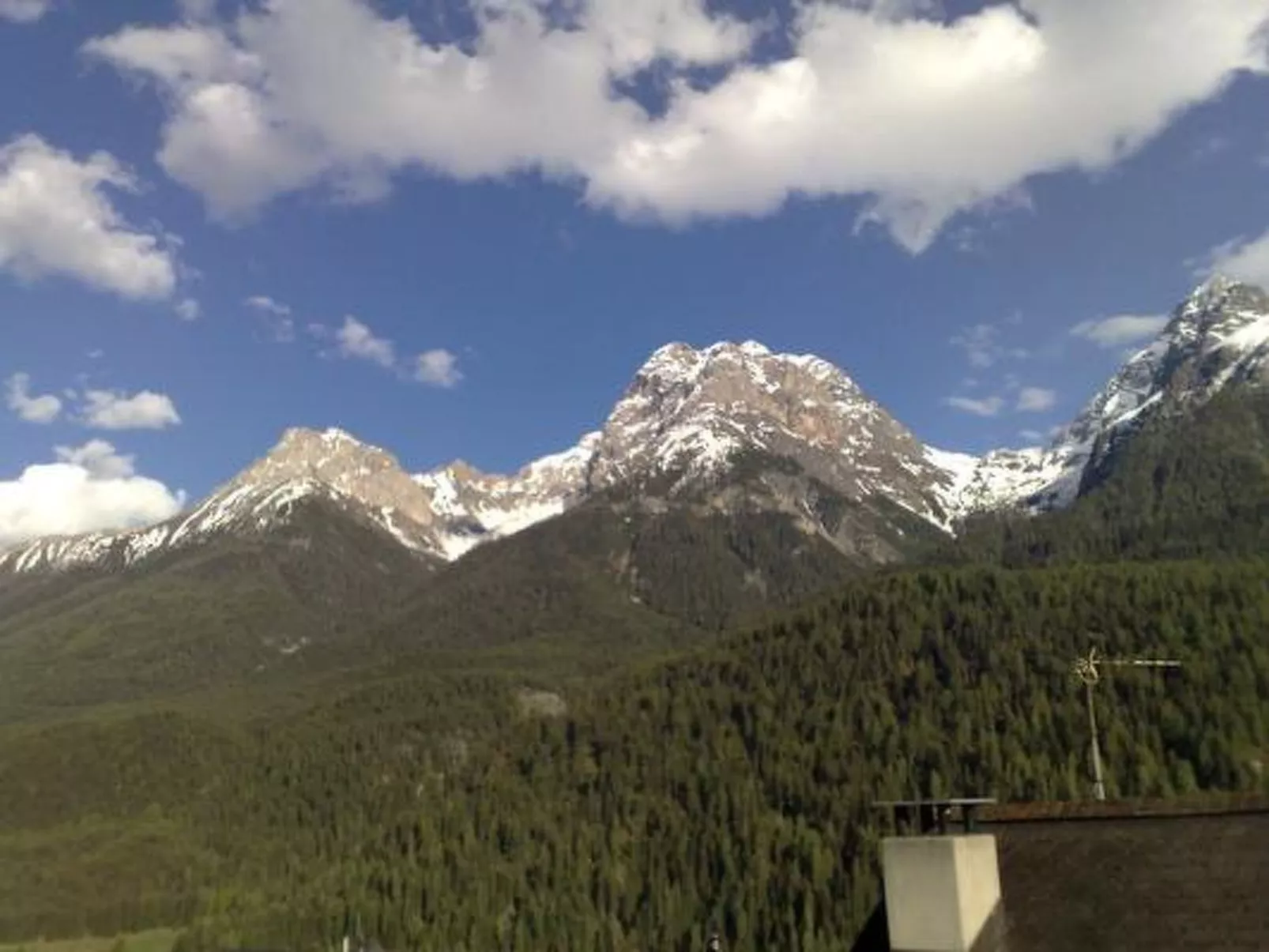 Ferienwohnungen Chasa Valär, (Scuol) - Outside