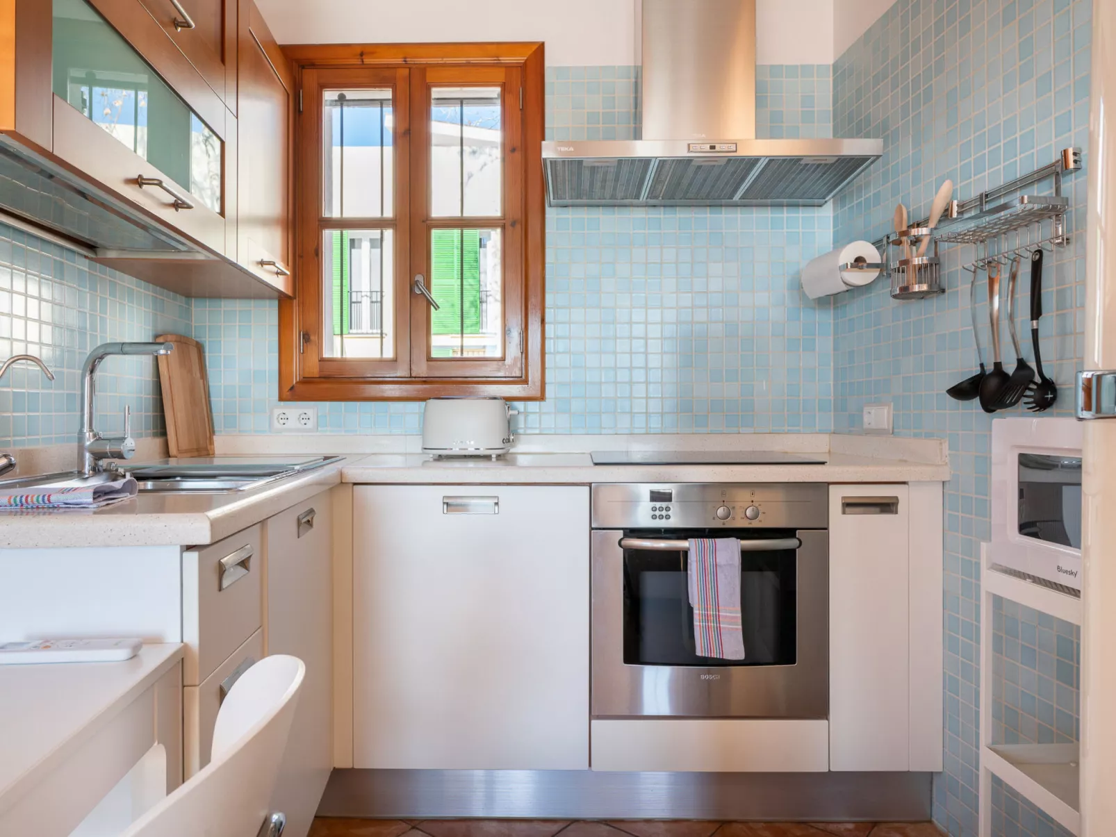 MOLI 37 HOUSE - PORT VIEW TERRACE - Dedans