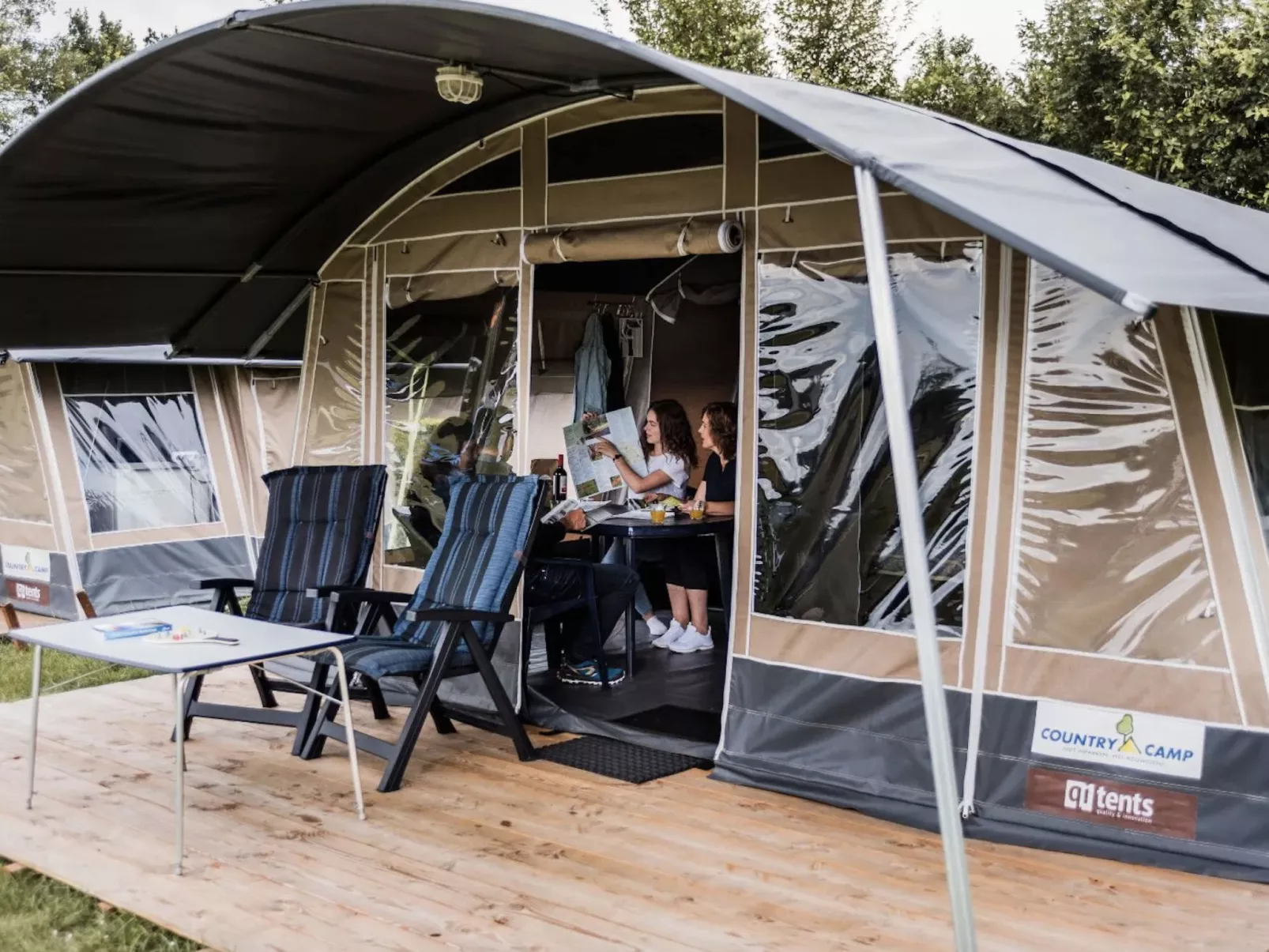 Camping Gritt - Lodge de Luxe - Draußen