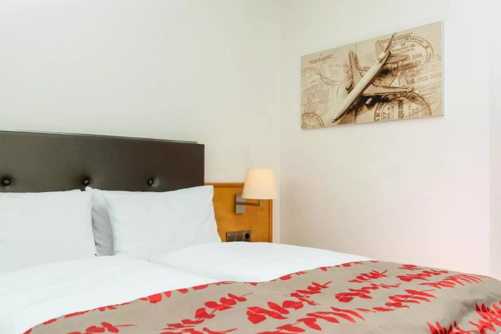 Holiday Inn Frankfurt Neu-Isenb - Standard Twin Room - Schlafzimmer