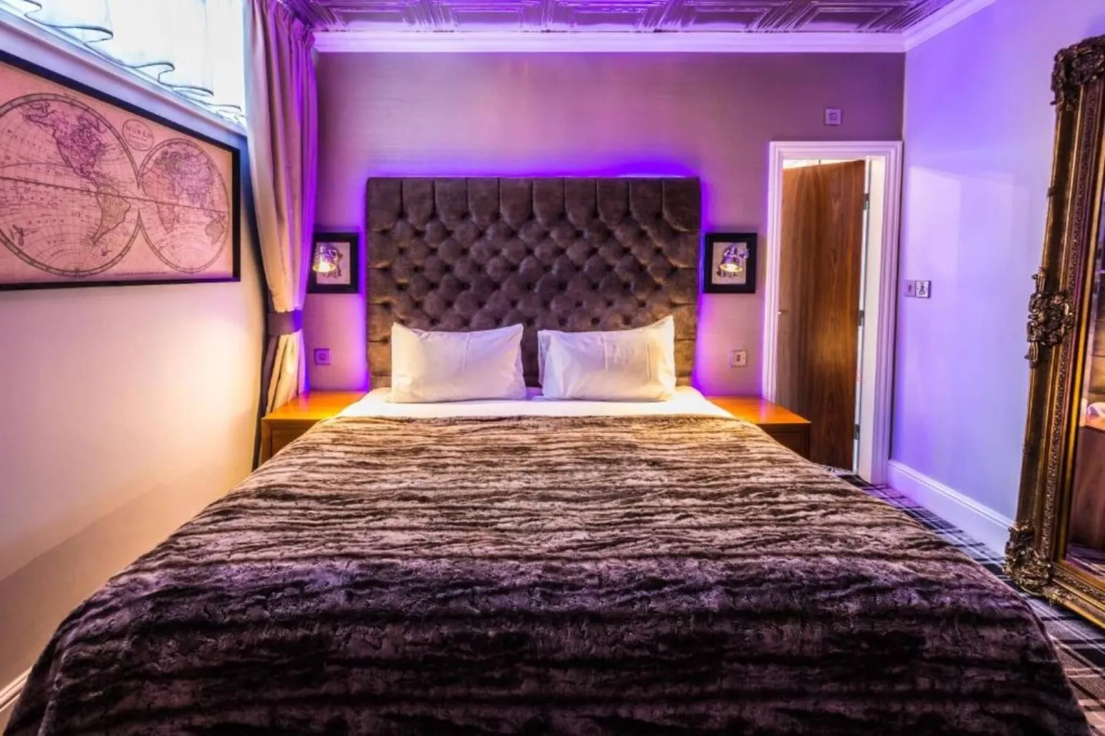 Standard Double Room - Schlafzimmer