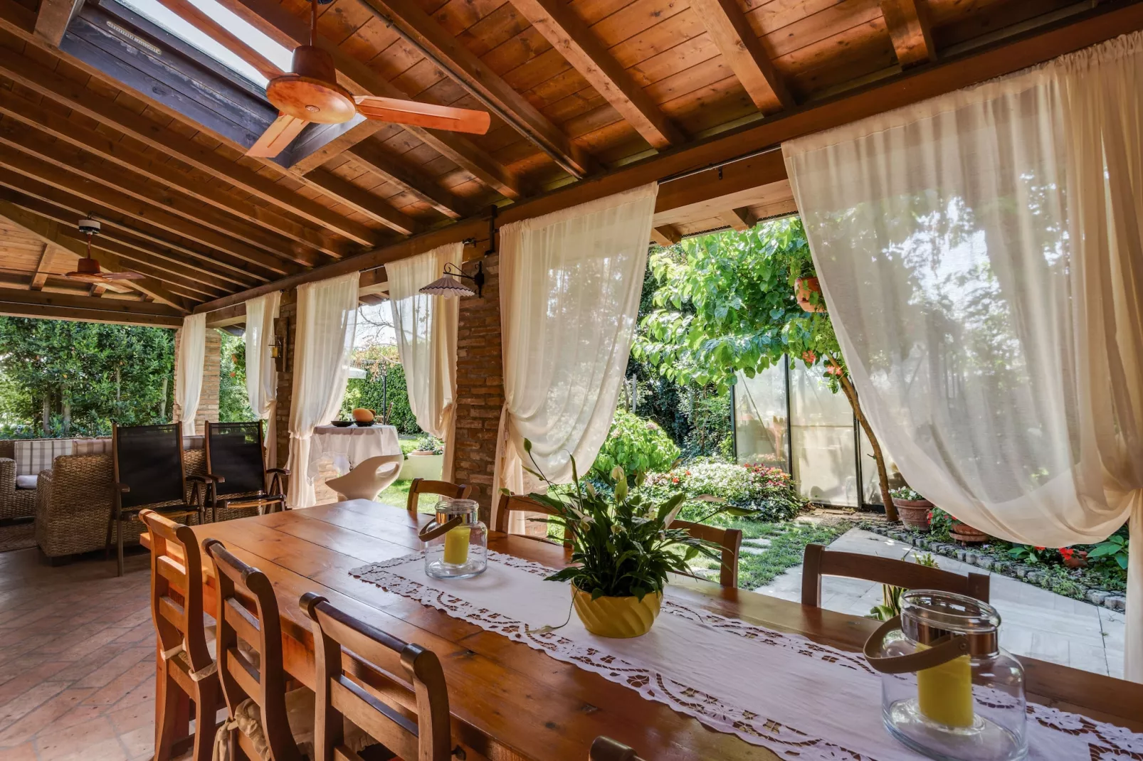 Casa Vacanze situata tra Mantova Verona e il Lago di Garda - Il Trigolo - Salle à manger