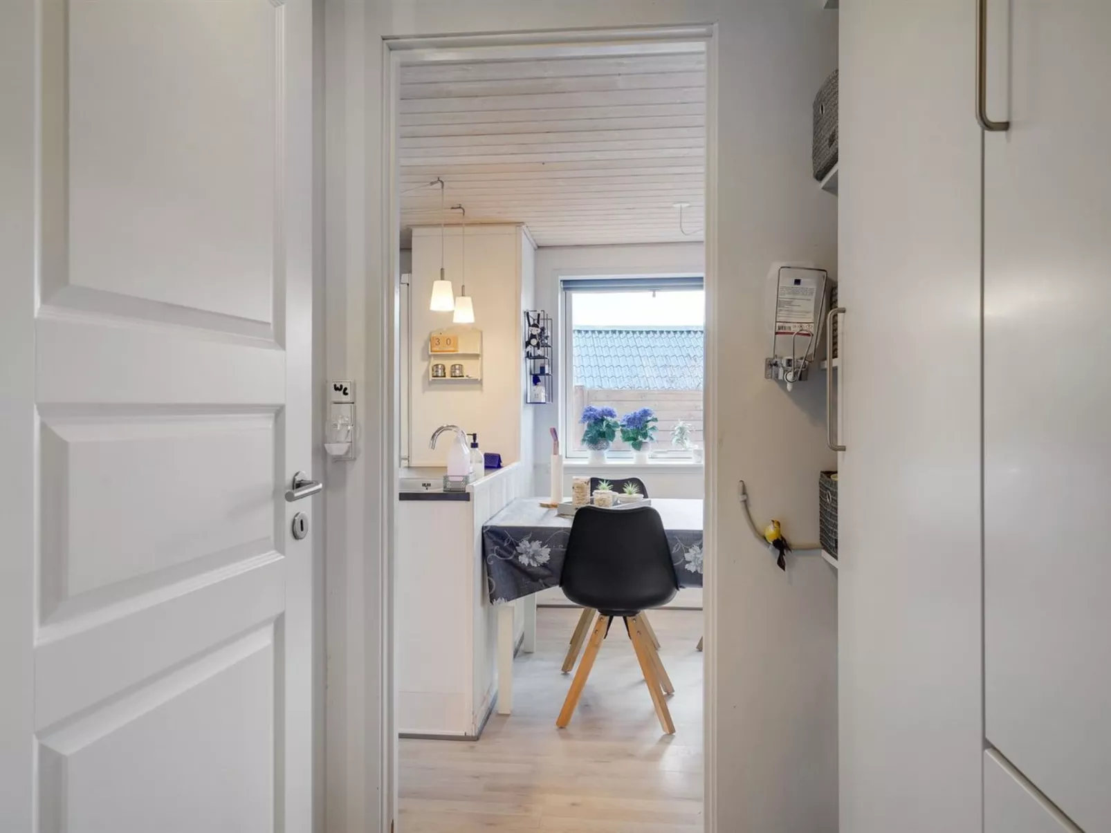 "Gisl" - 400m from the sea - Drinnen