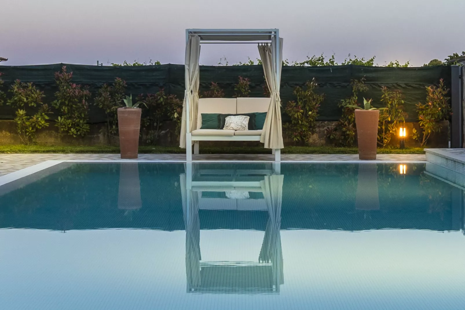 The Luxury Beach Villa - Schwimmbad
