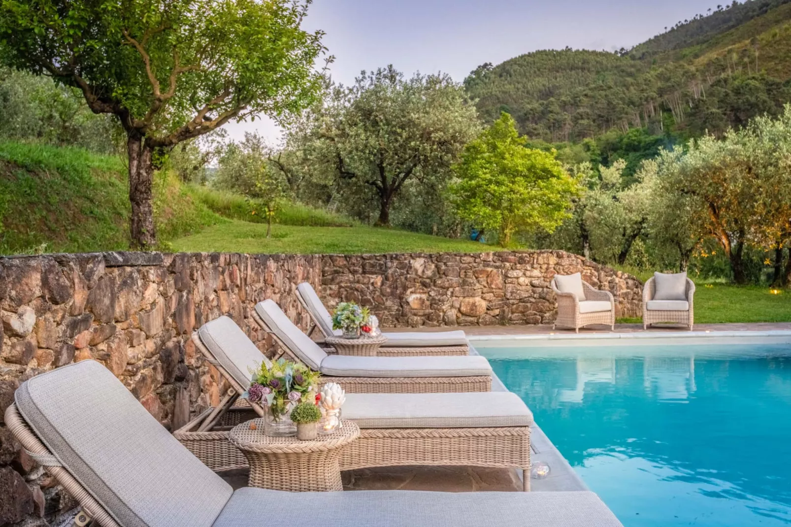 Citrus Charm Farmhouse - Schwimmbad