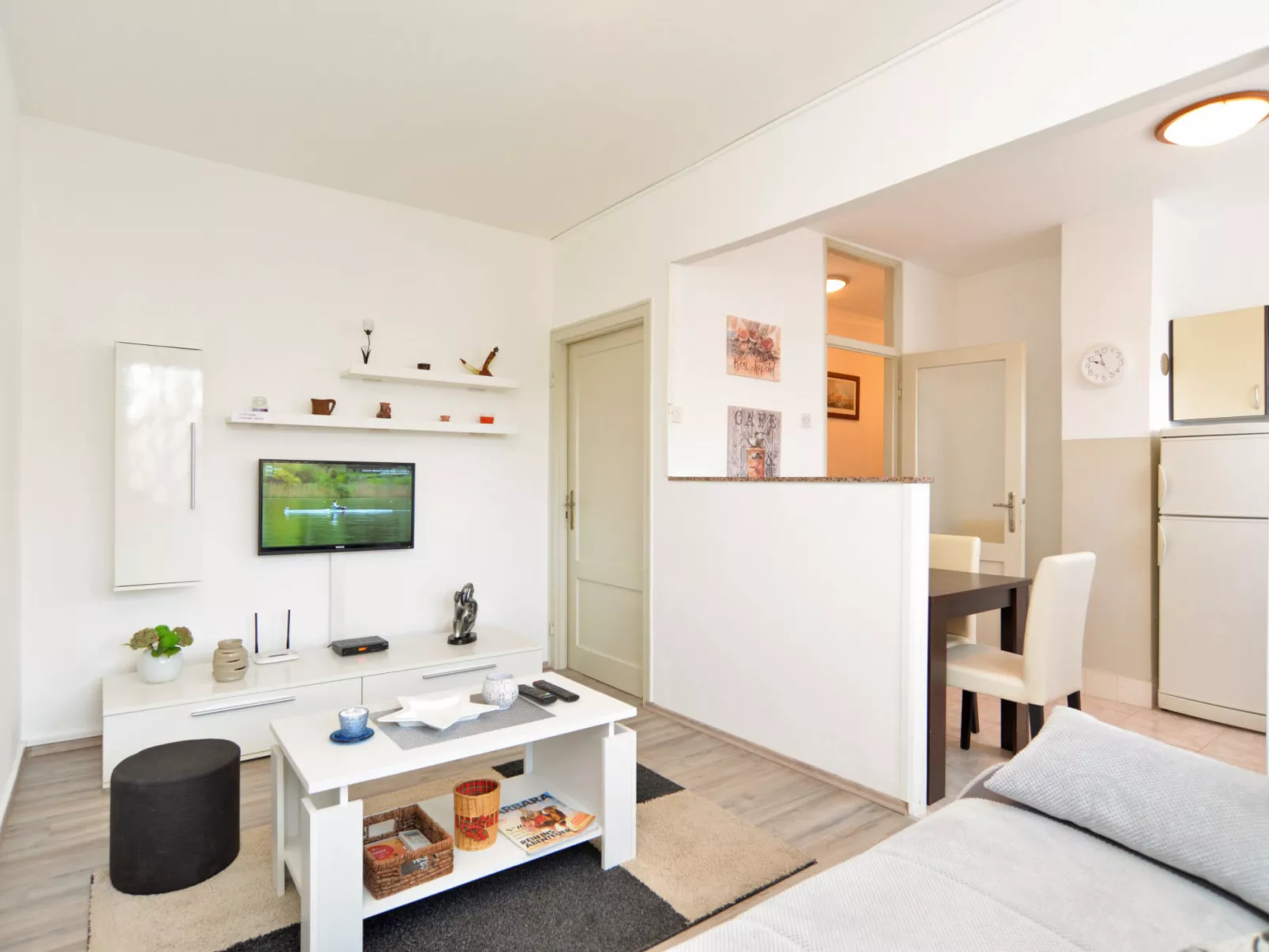 Apartment 1601 - Inside