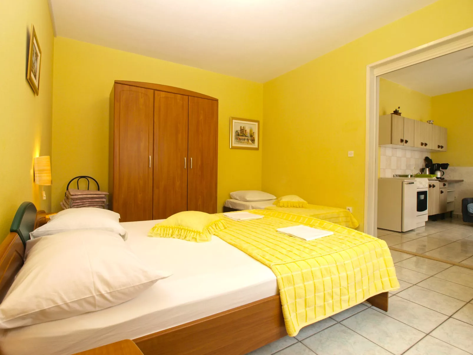 Apartment 1682 - Inside