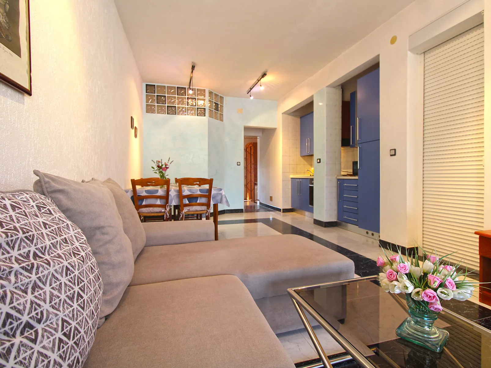 Apartment 2281 - Inside