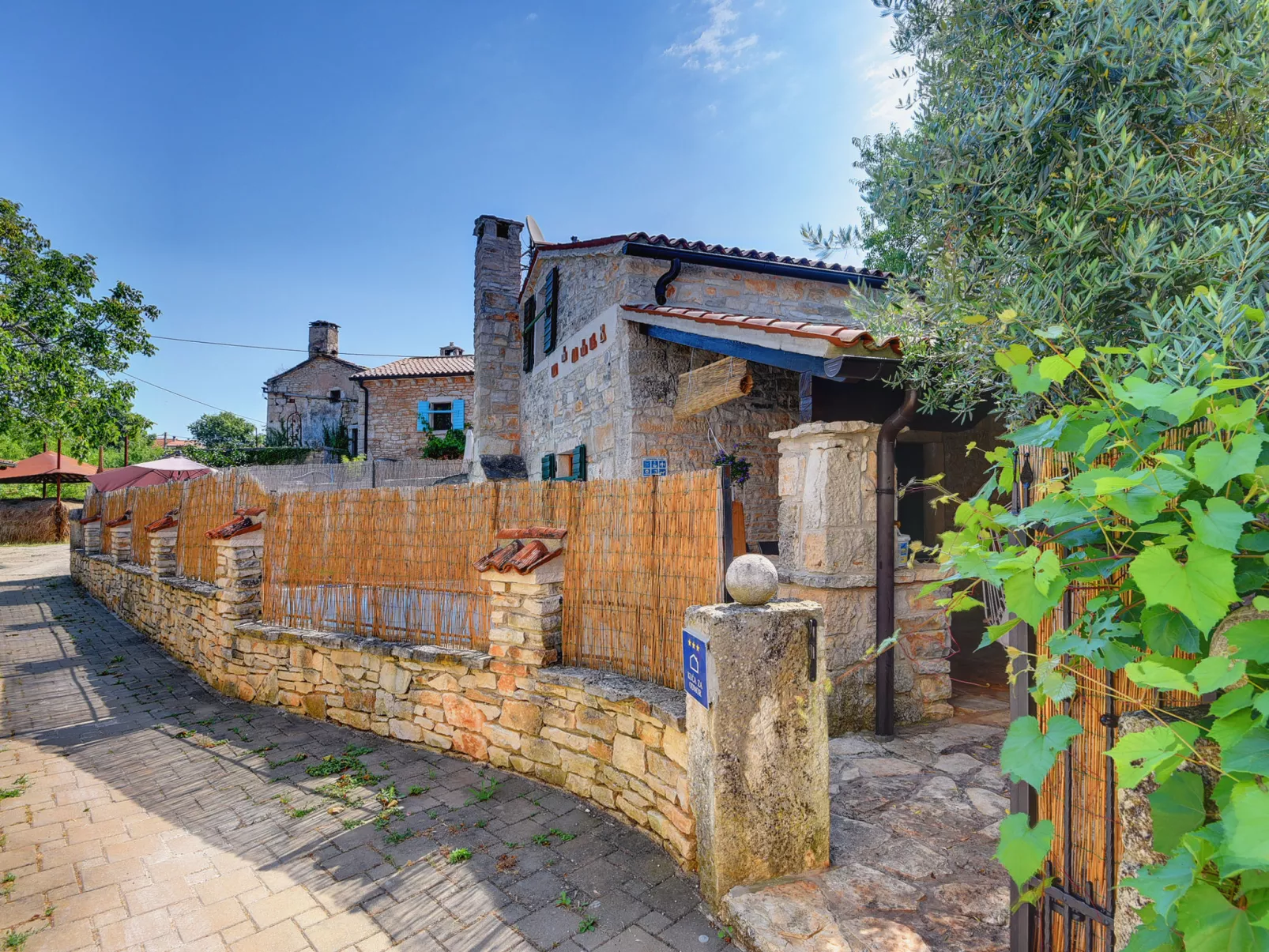 Villa Dani - Dehors