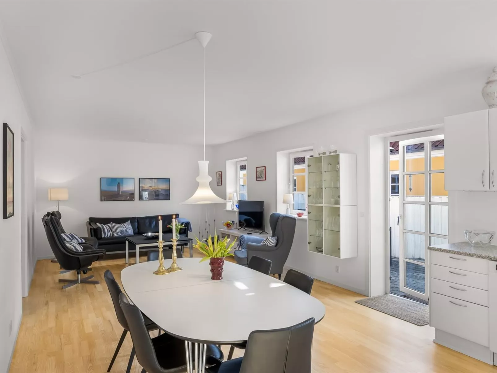 "Loreia" - 300m from the sea - Inside