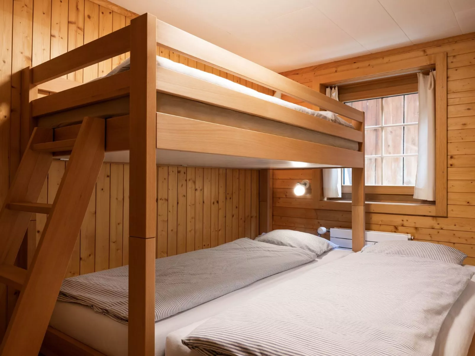 Casa Zuela, (Segnas/Disentis). - Inside