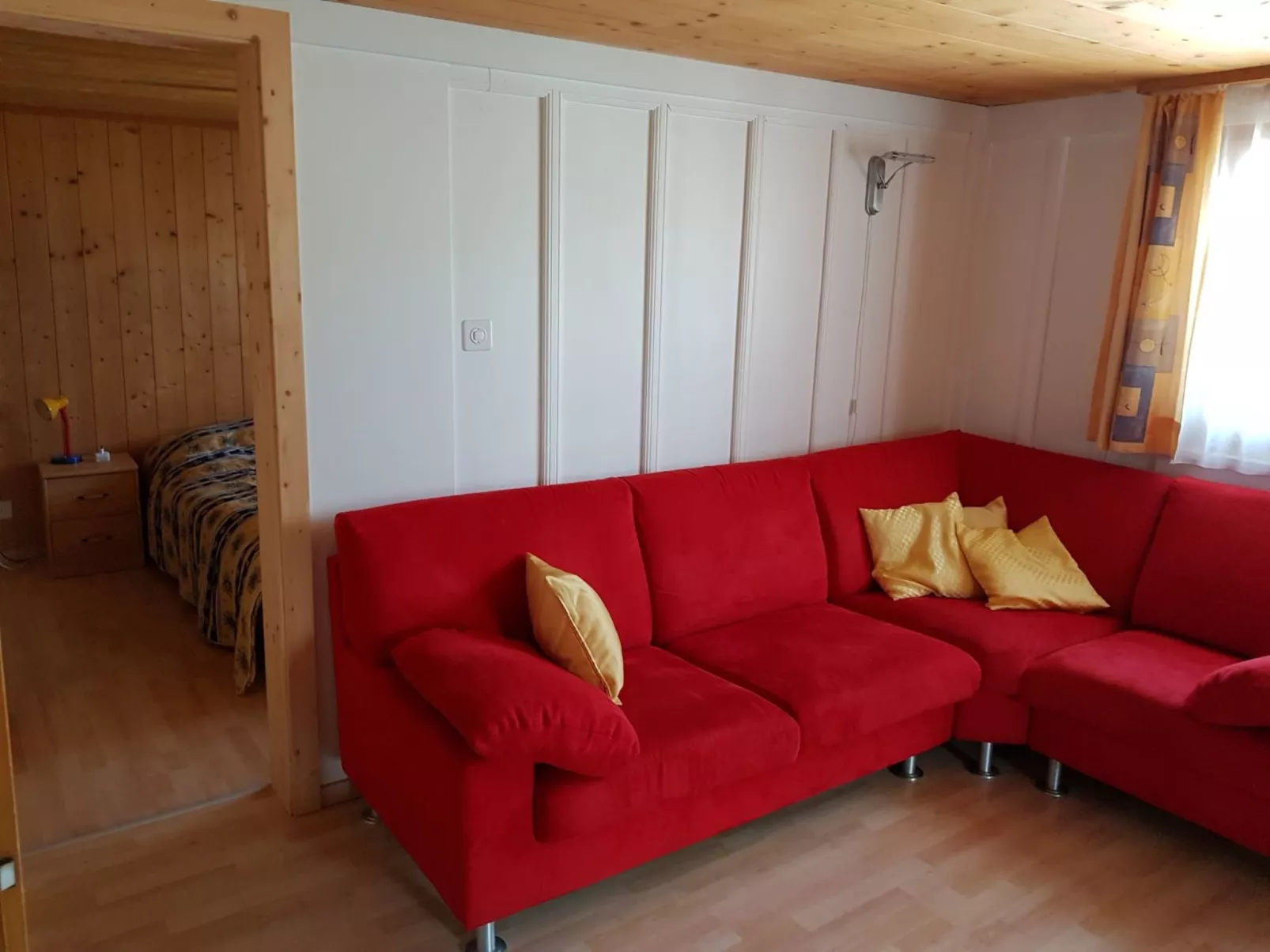 Crestas Calzaferri, Brigels, (Breil/Brigels). - Inside