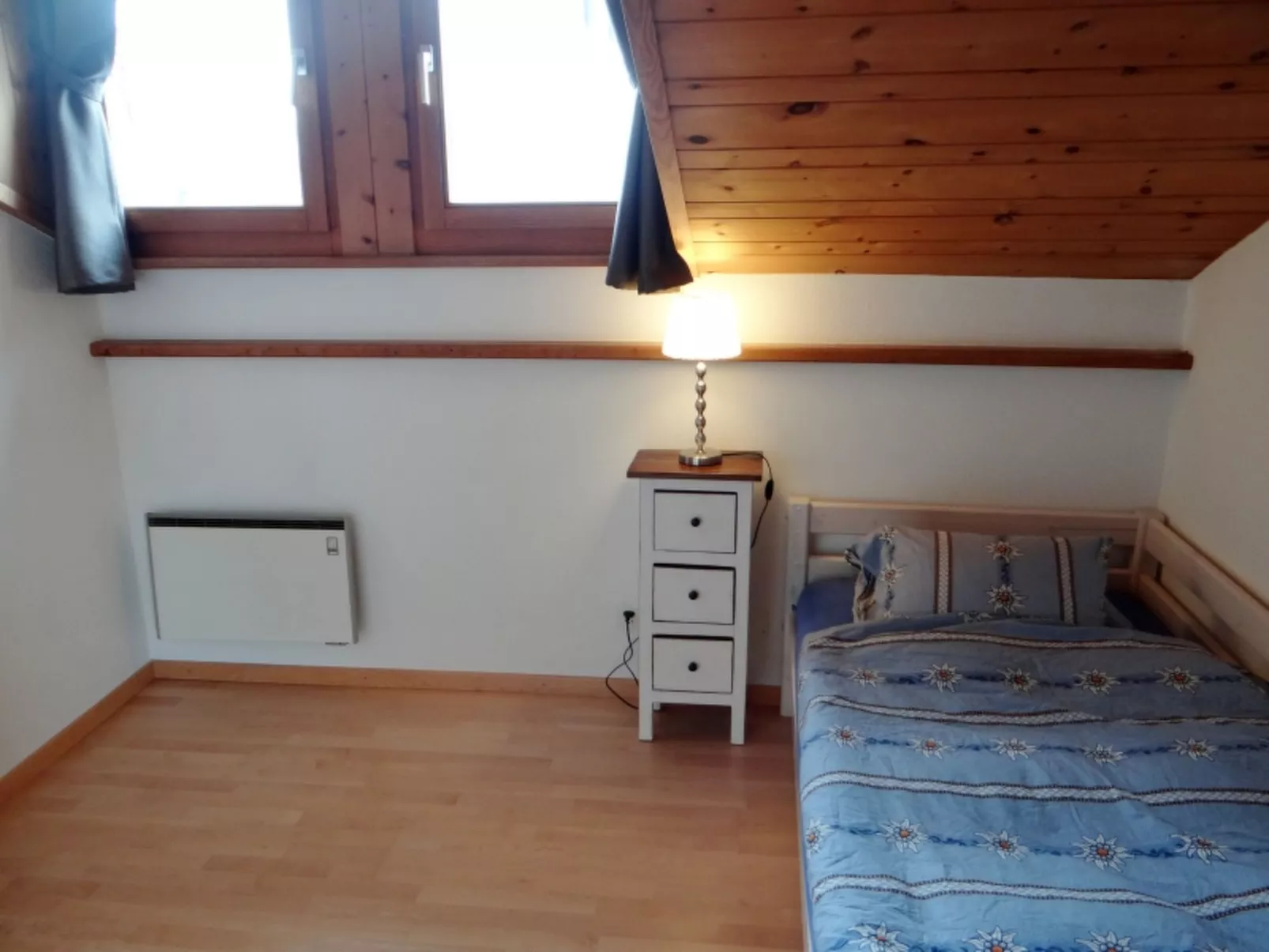 Curtin Sot 10A, (Sent). - Drinnen