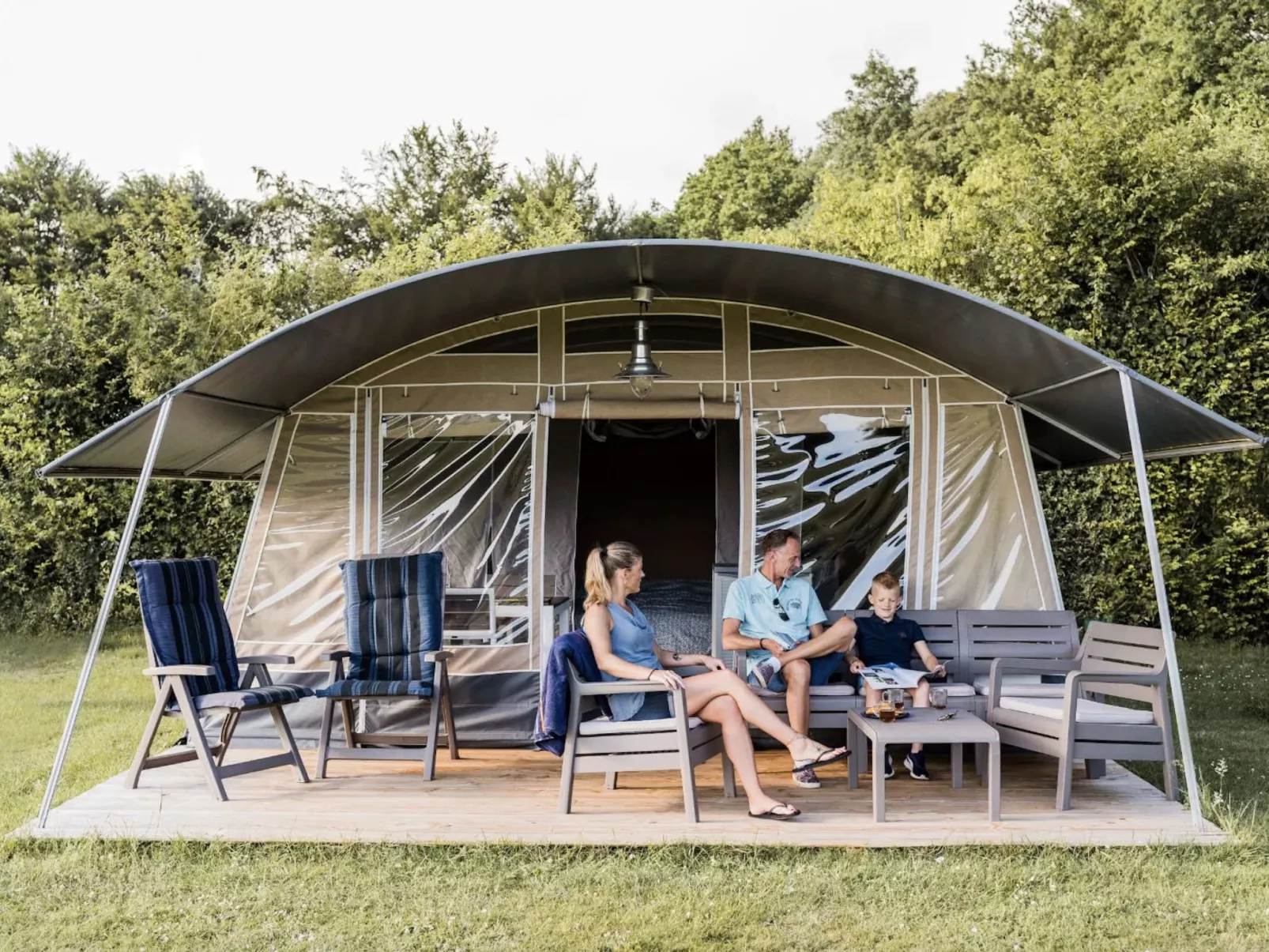 Camping Gritt - Lodge de Luxe - Draußen
