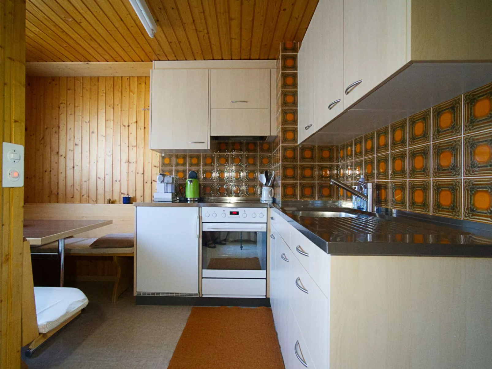 Genoveva Sax, Obersaxen-Meierhof, (Obersaxen). - Inside