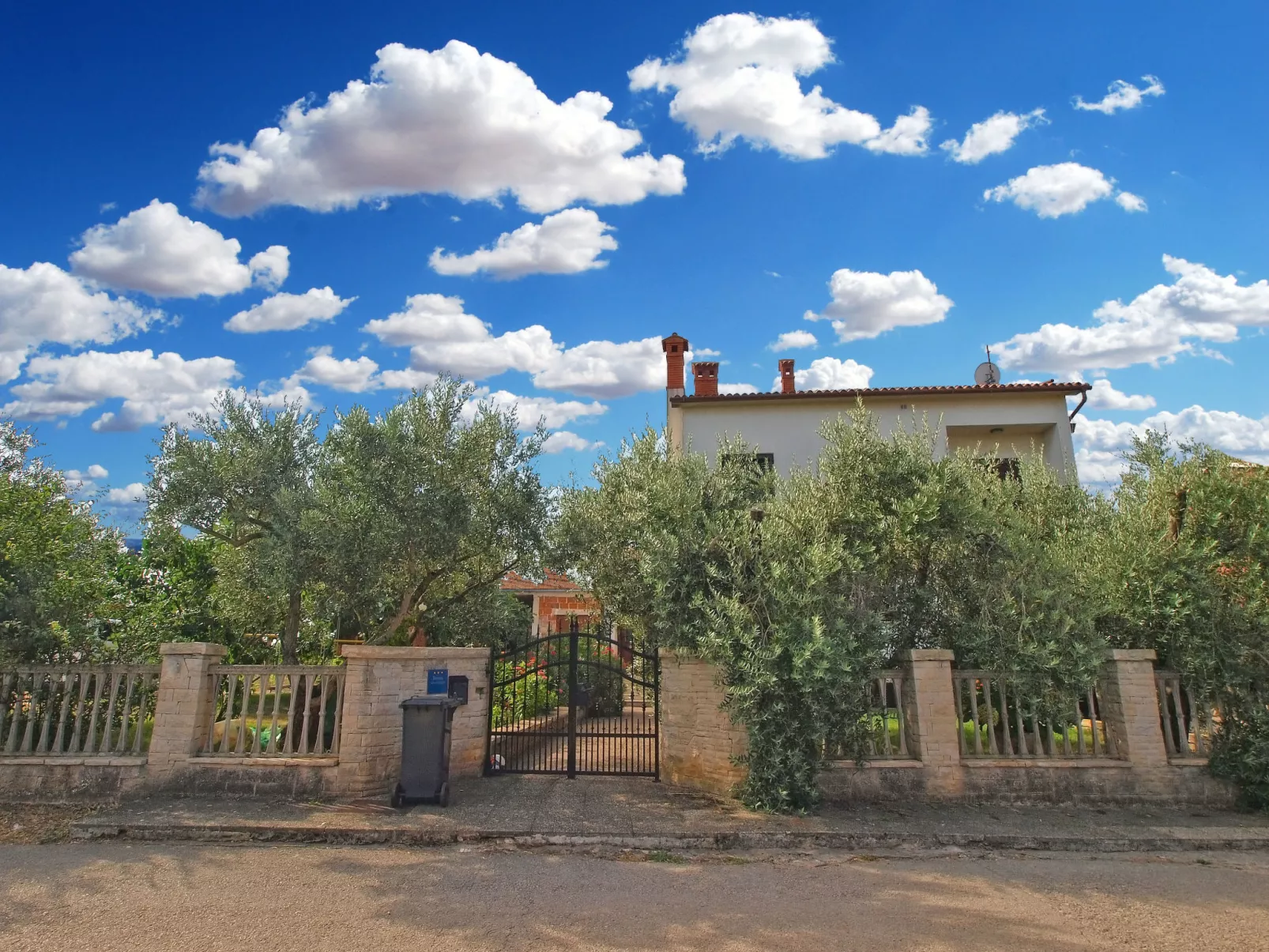 Apartment 442 - Outside
