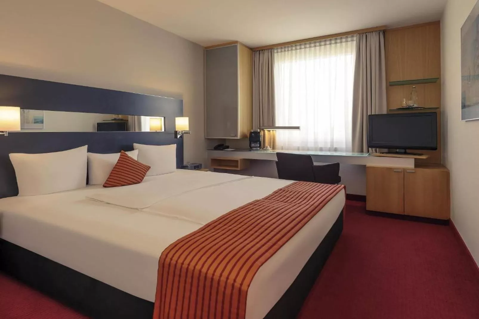 Hotel Düsseldorf - Deluxe Double room - Bedroom