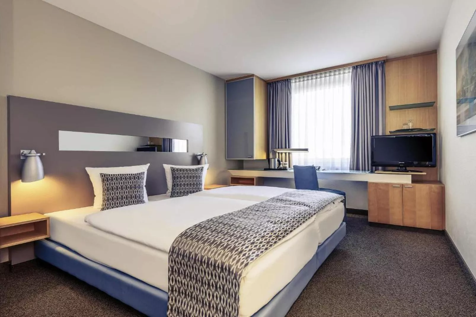 Hotel Düsseldorf - Double Room - Disability Access - Schlafzimmer