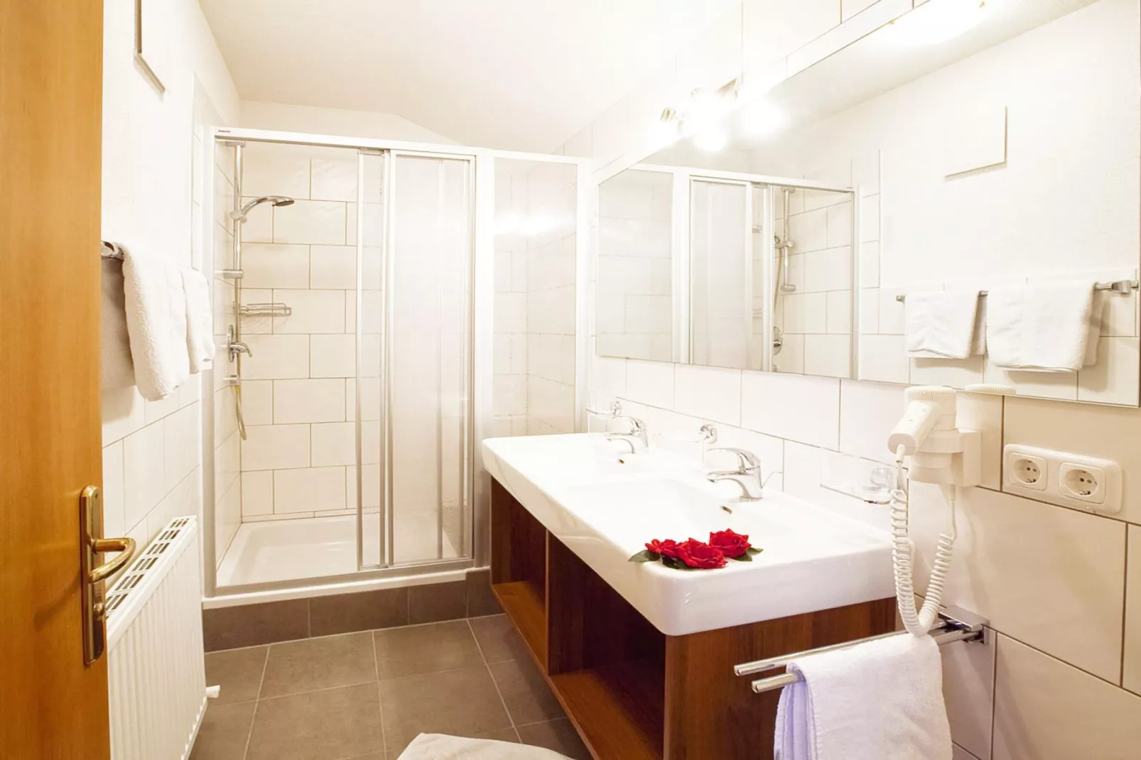 Apart Fliana Mathon - Bathroom