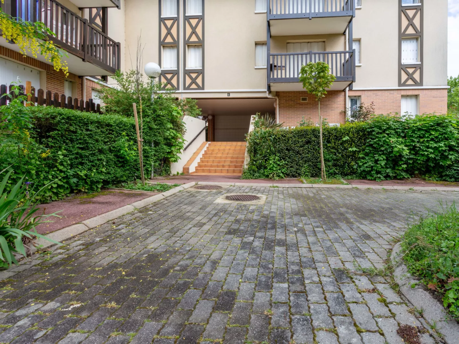 Le Clos Mathilde - Draußen