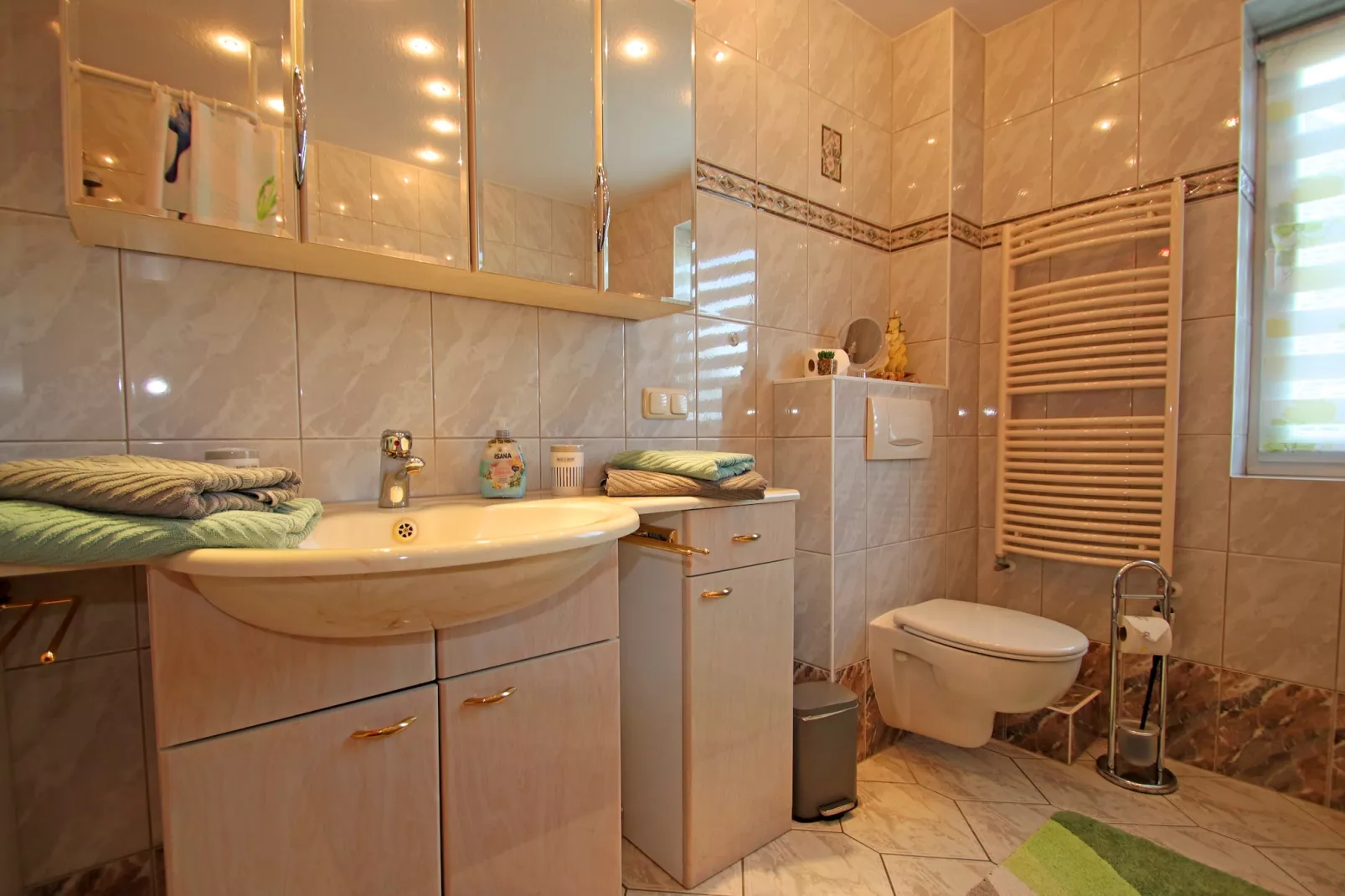 Schönes Ferienhaus in Alt Bukow Gaida - Bathroom