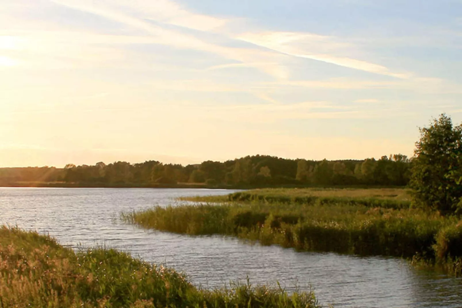 Ferienwohnung am Achterwasser Lütow 4 P - Gebiete Sommer 1 km