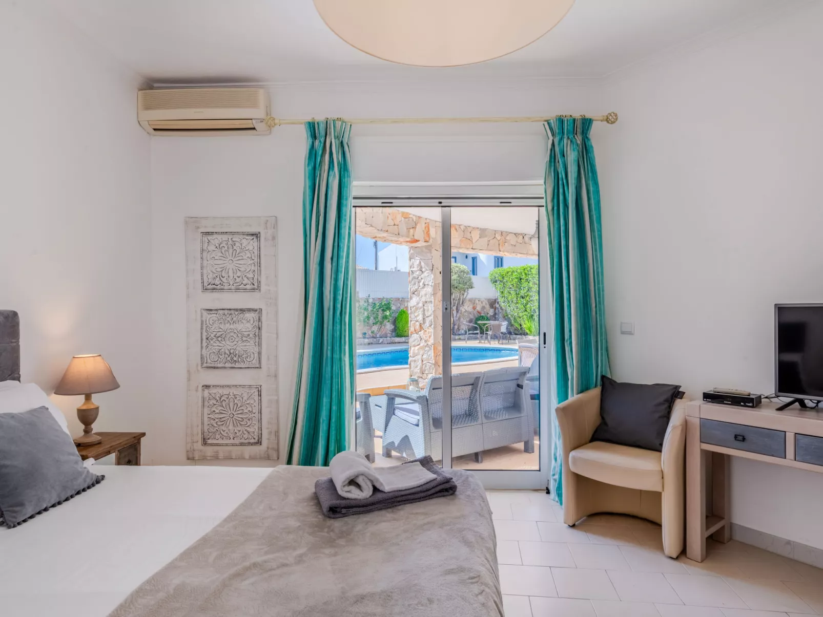 Paulo - VIP Properties - Inside