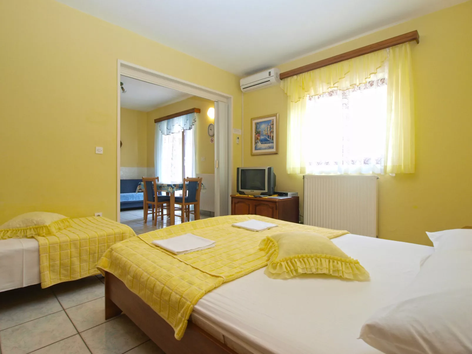 Apartment 1682 - Inside