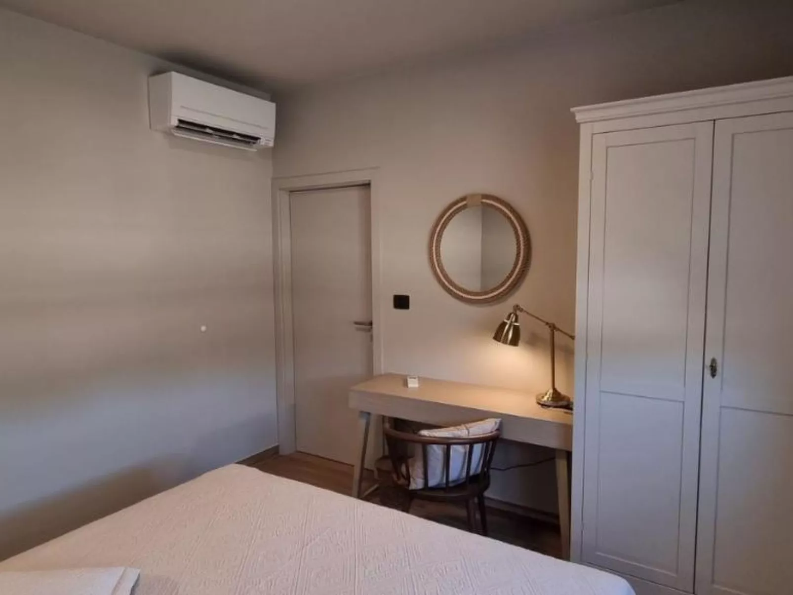 House 2306 - Inside
