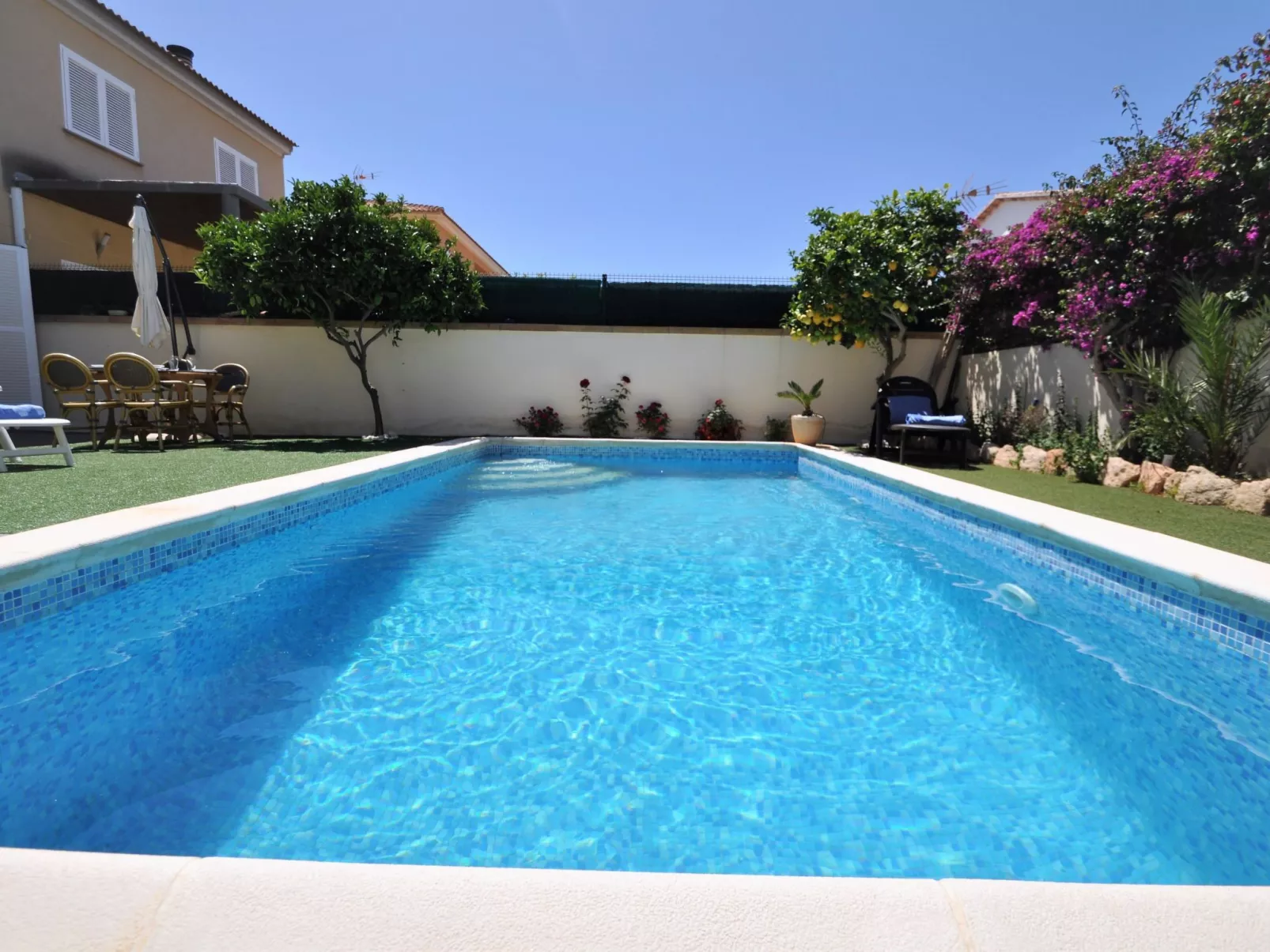VILLA HUGO Casa en zona residencial tranquila Bahía Grande con Piscina Privada. - Outside