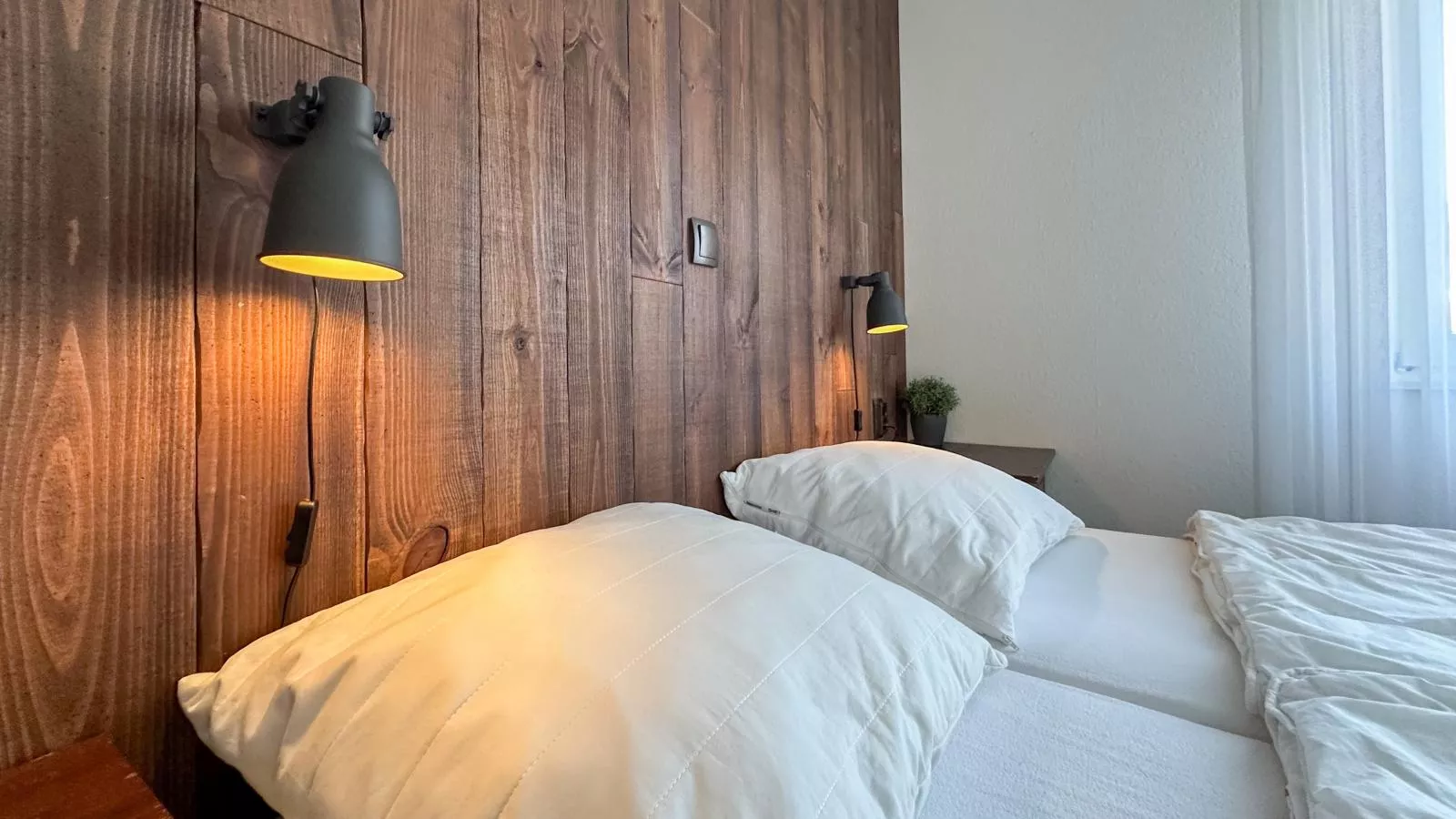Hanneke - Bedroom