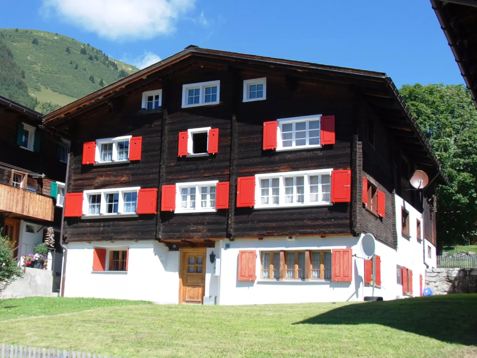 Tgèsa Turmalin Utzinger, (Camischolas/Sedrun). - Dehors