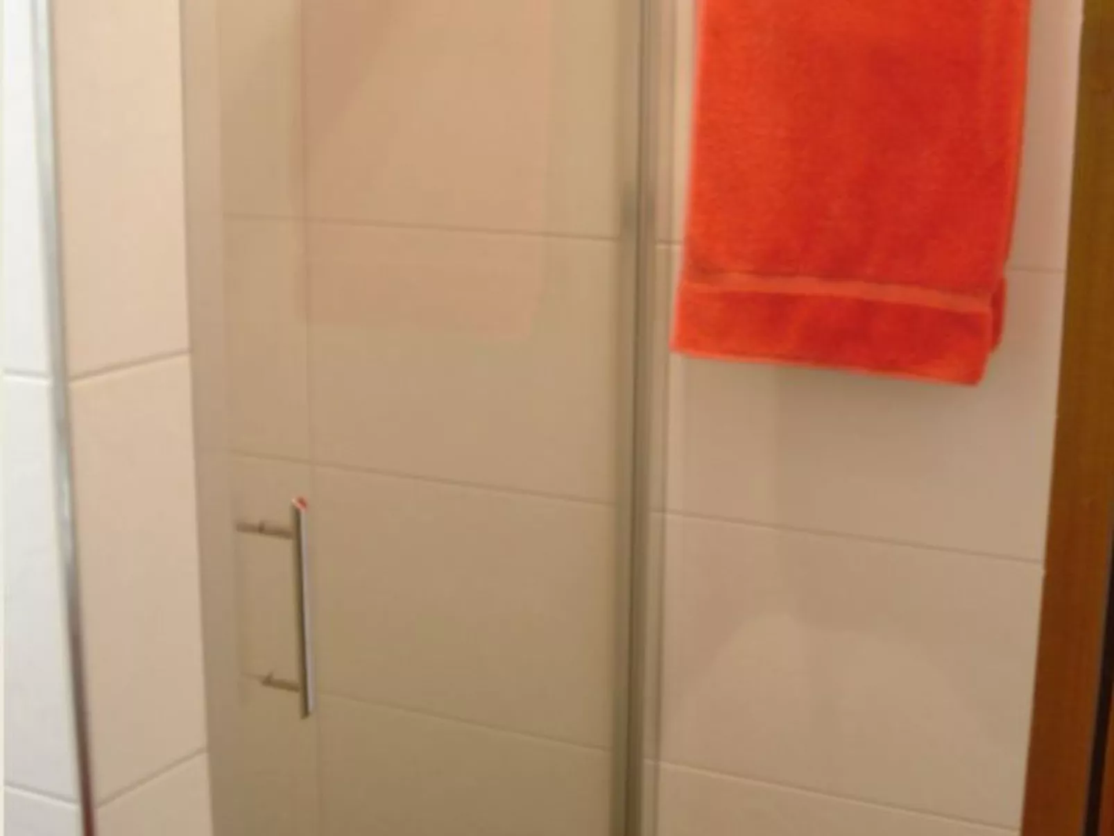 Stonas Sura / Stäuble, (Falera). 3 Zimmerwohnung - Drinnen
