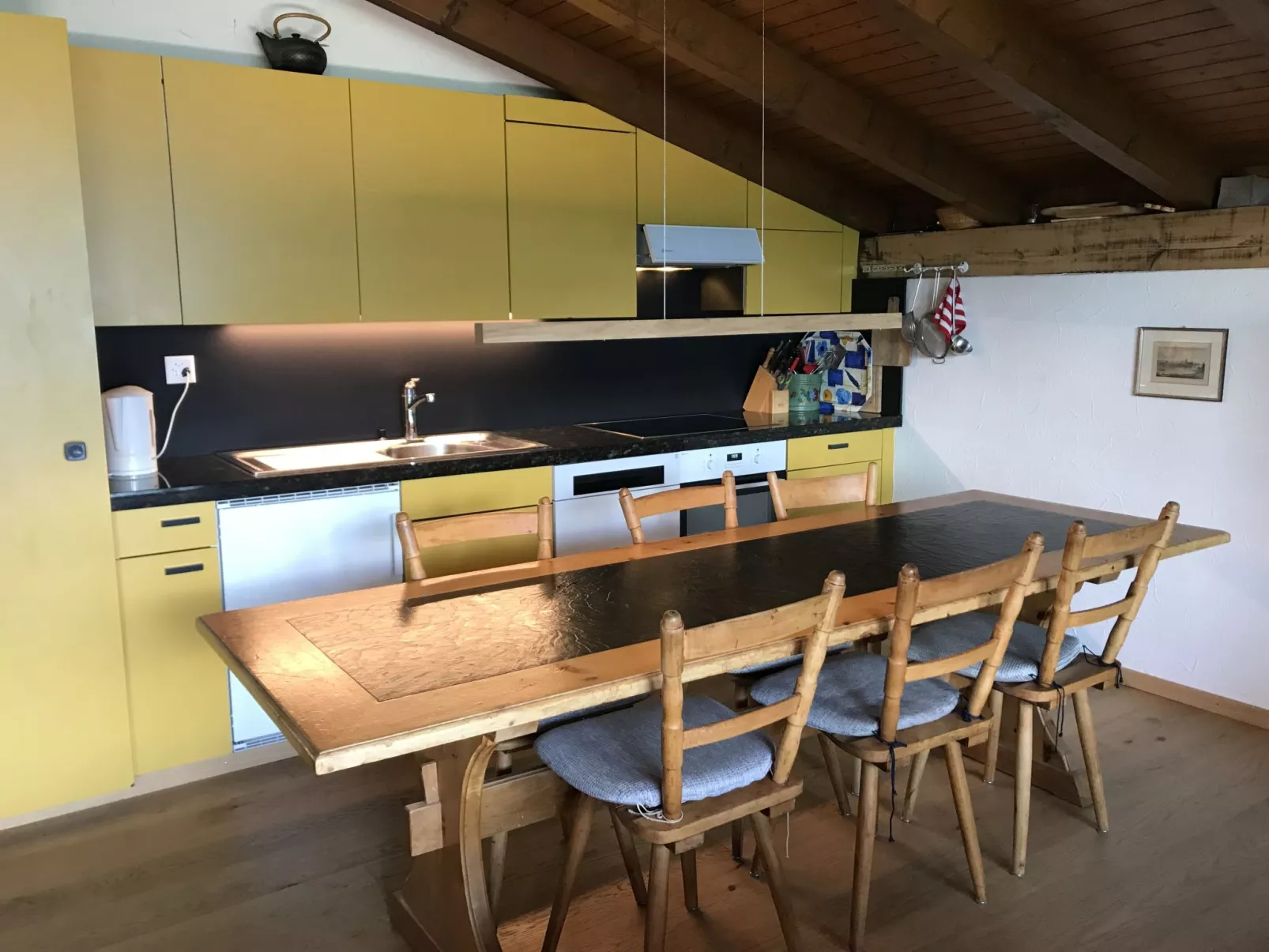 Marmotta, (Laax Dorf). 3 Zimmerwohnung - Dedans