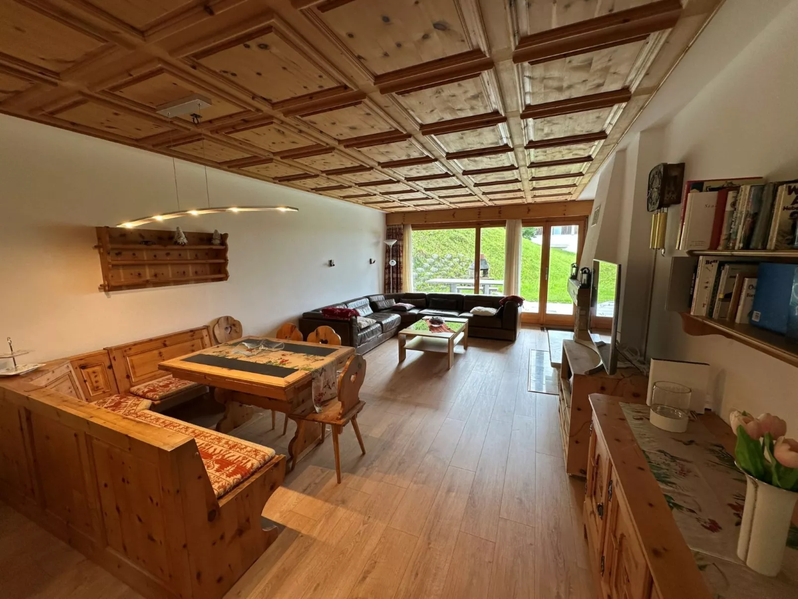 Sut Via 19, Surcuolm, (Surcuolm), 38005B - Drinnen