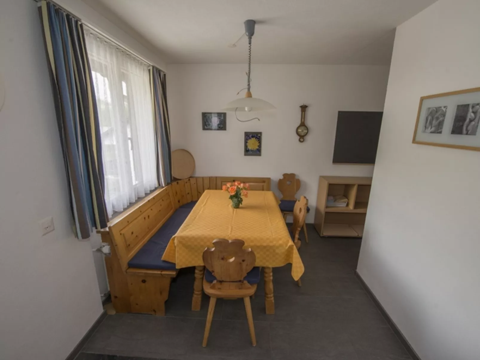STEINMANN, (Scuol). - Drinnen
