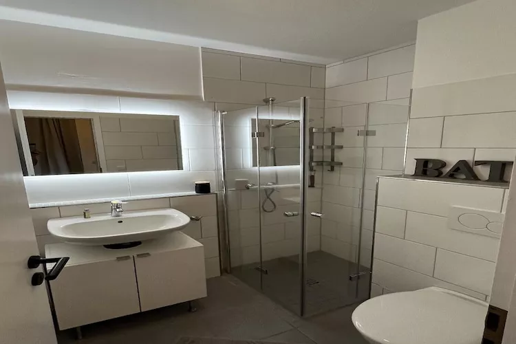 Ferienwohnung L36EG links - Bathroom